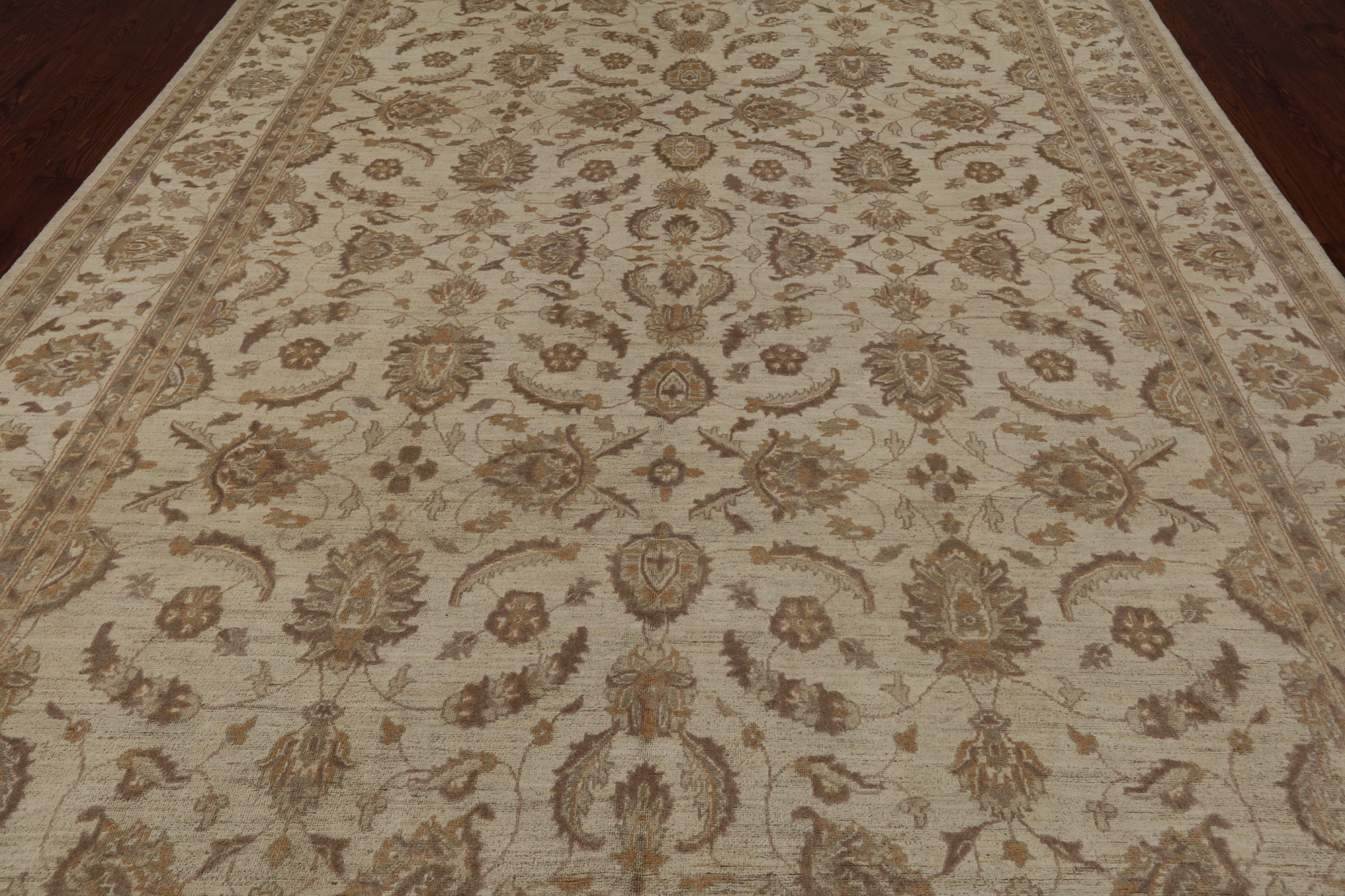 Ivory Peshawar Handmade Wool Rug - 8' 9" X 12' 2"