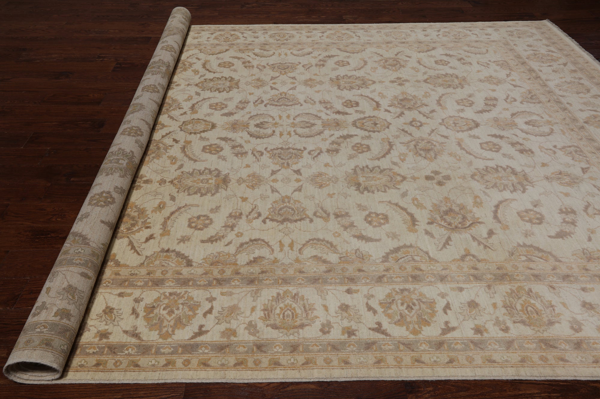 Ivory Peshawar Handmade Wool Rug - 8' 9" X 12' 2"