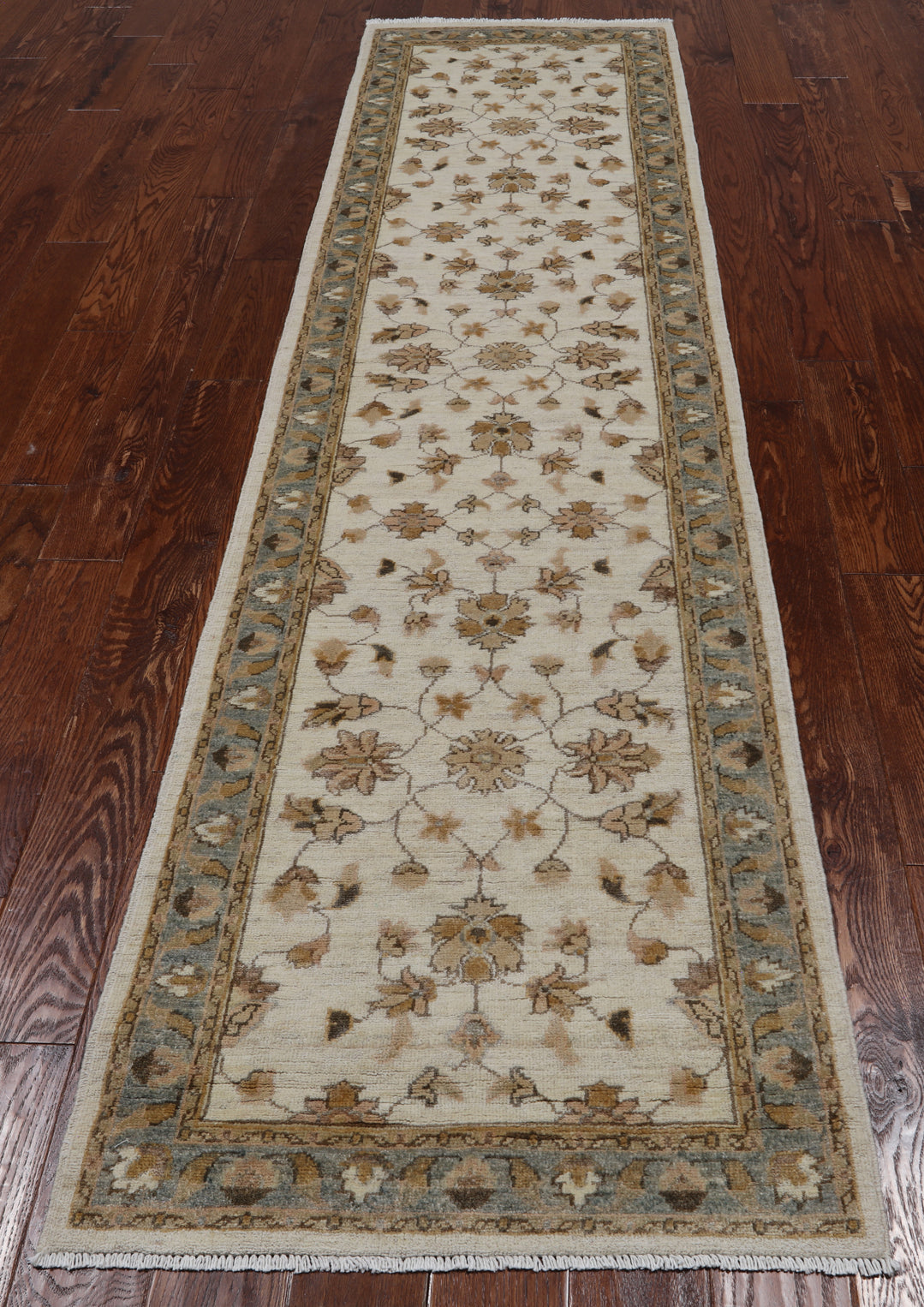 Ivory Peshawar Hand Knotted Wool Runner Rug - 2' 6" X 9' 9"