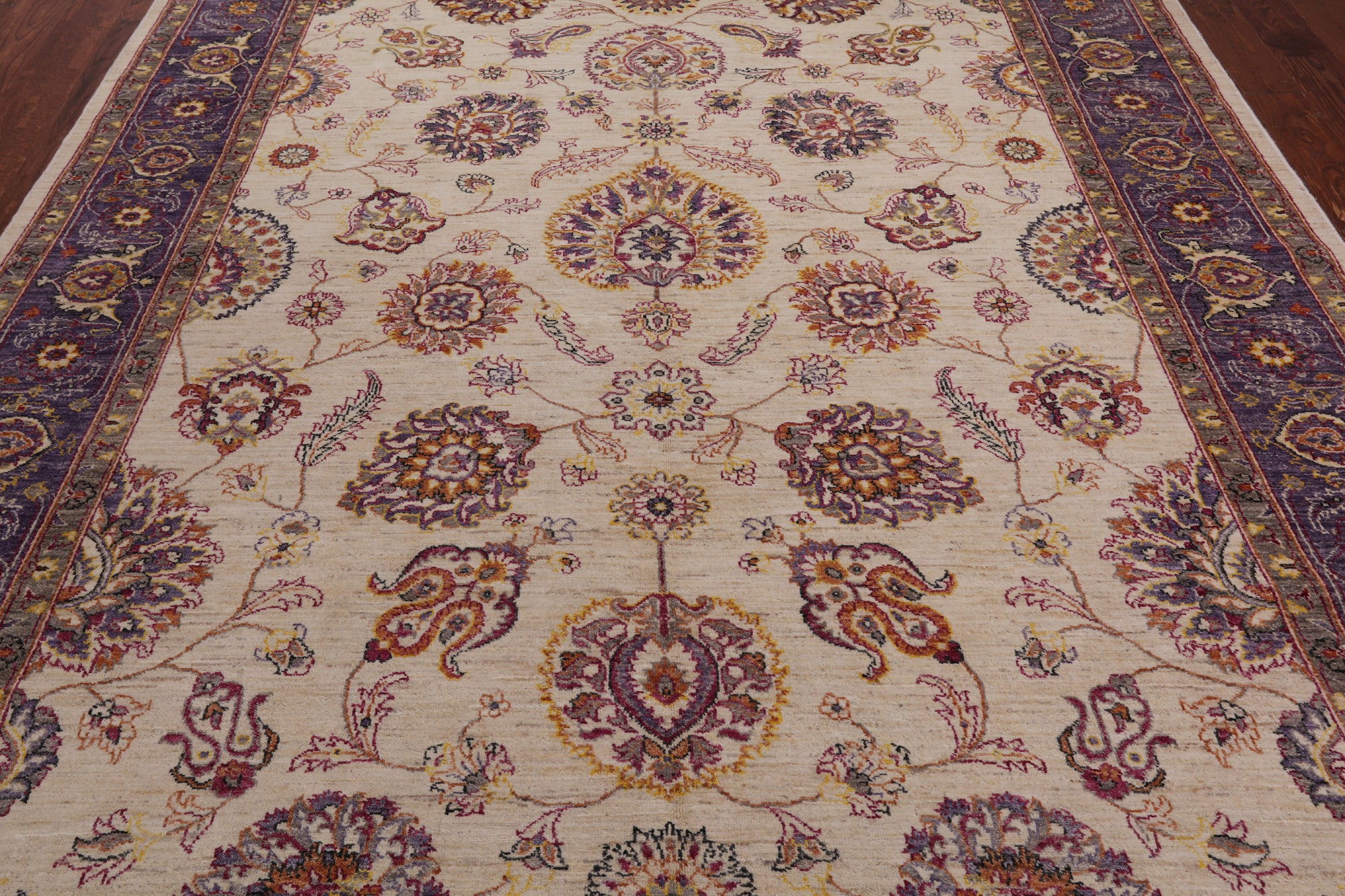Ivory Fine Serapi Handmade Rug - 8' 2" X 10' 2"
