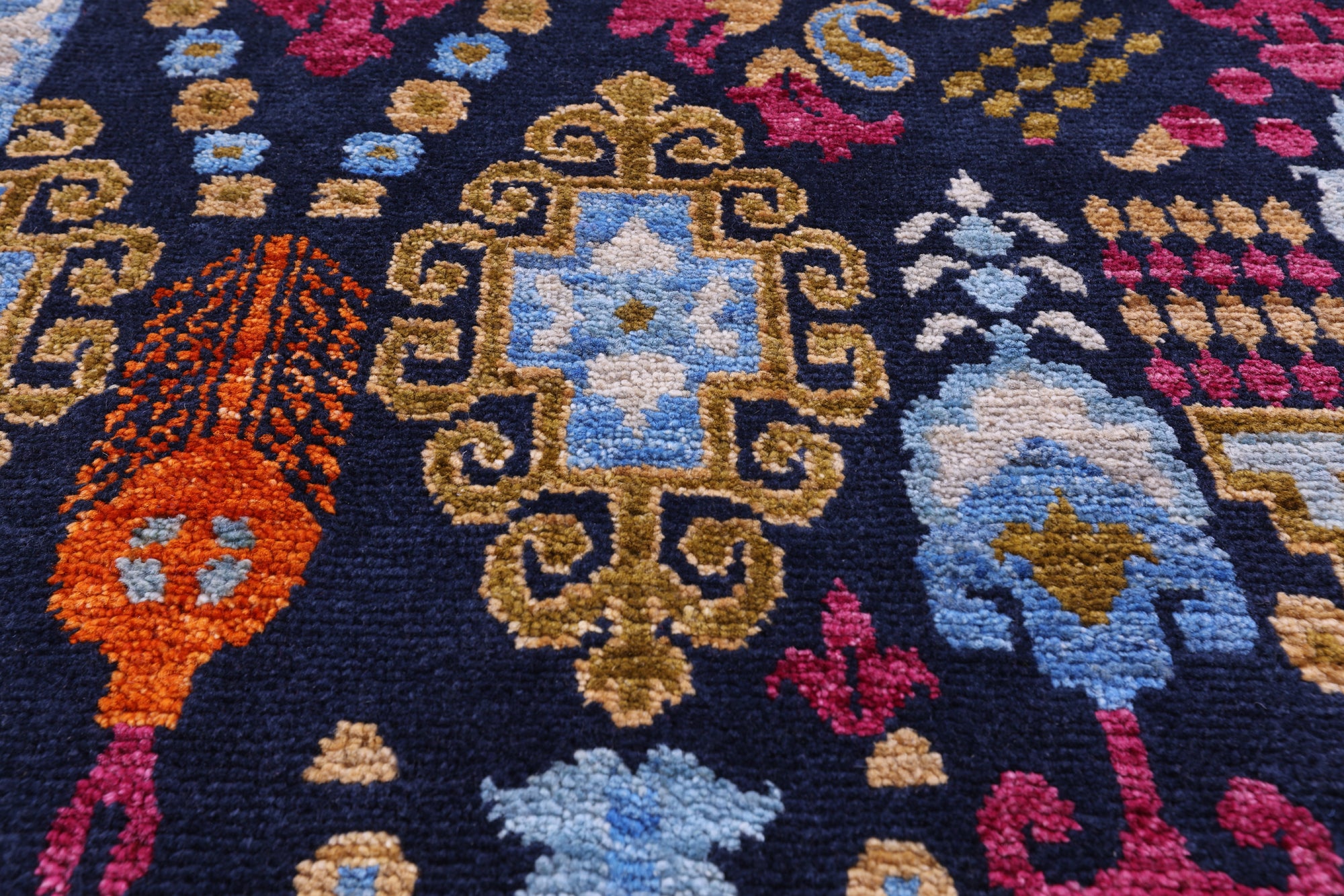 William Morris Hand Knotted Wool Area Rug - 7' 10" X 10' 1'' - Golden Nile