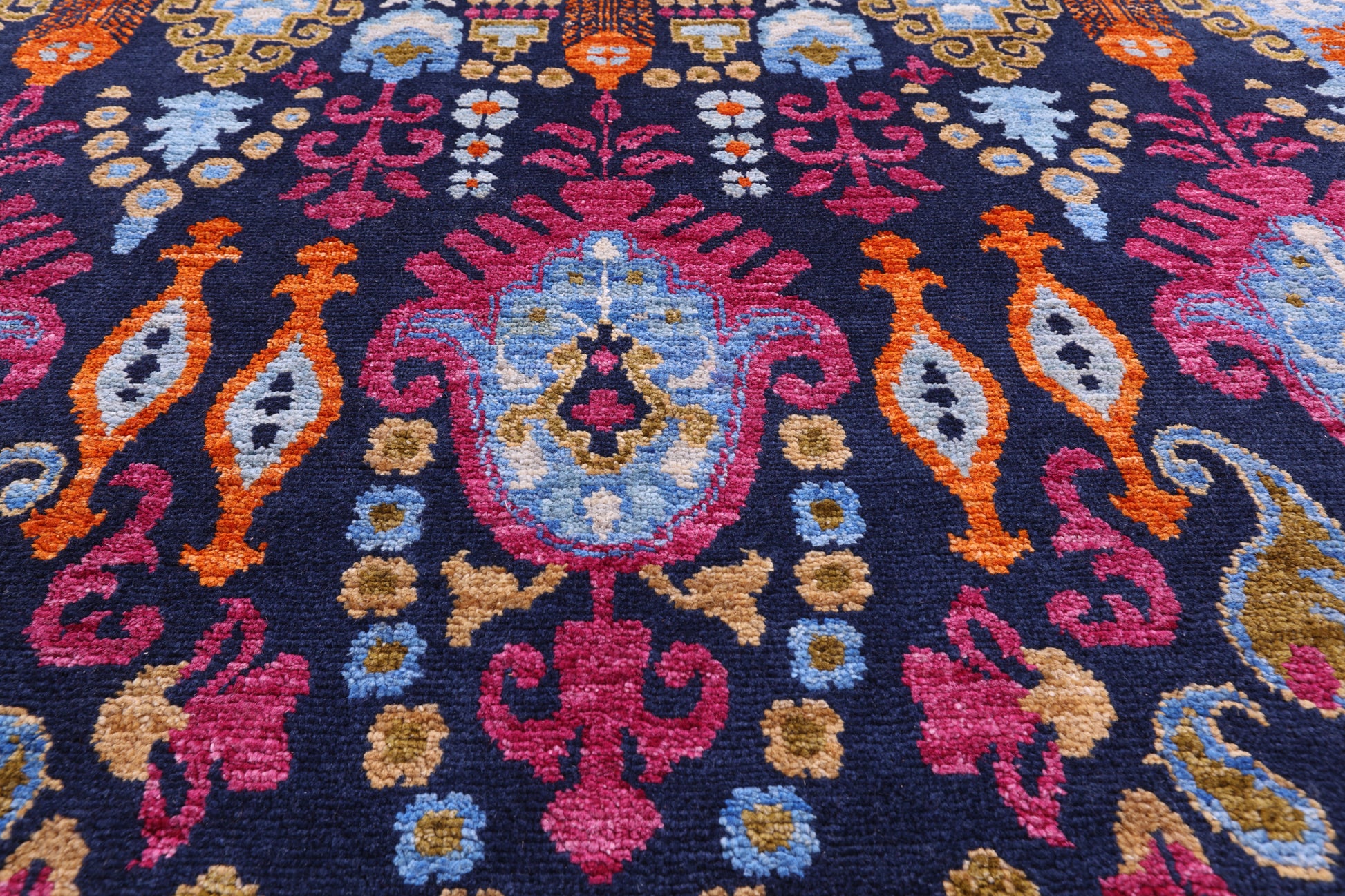 William Morris Hand Knotted Wool Area Rug - 7' 10" X 10' 1'' - Golden Nile