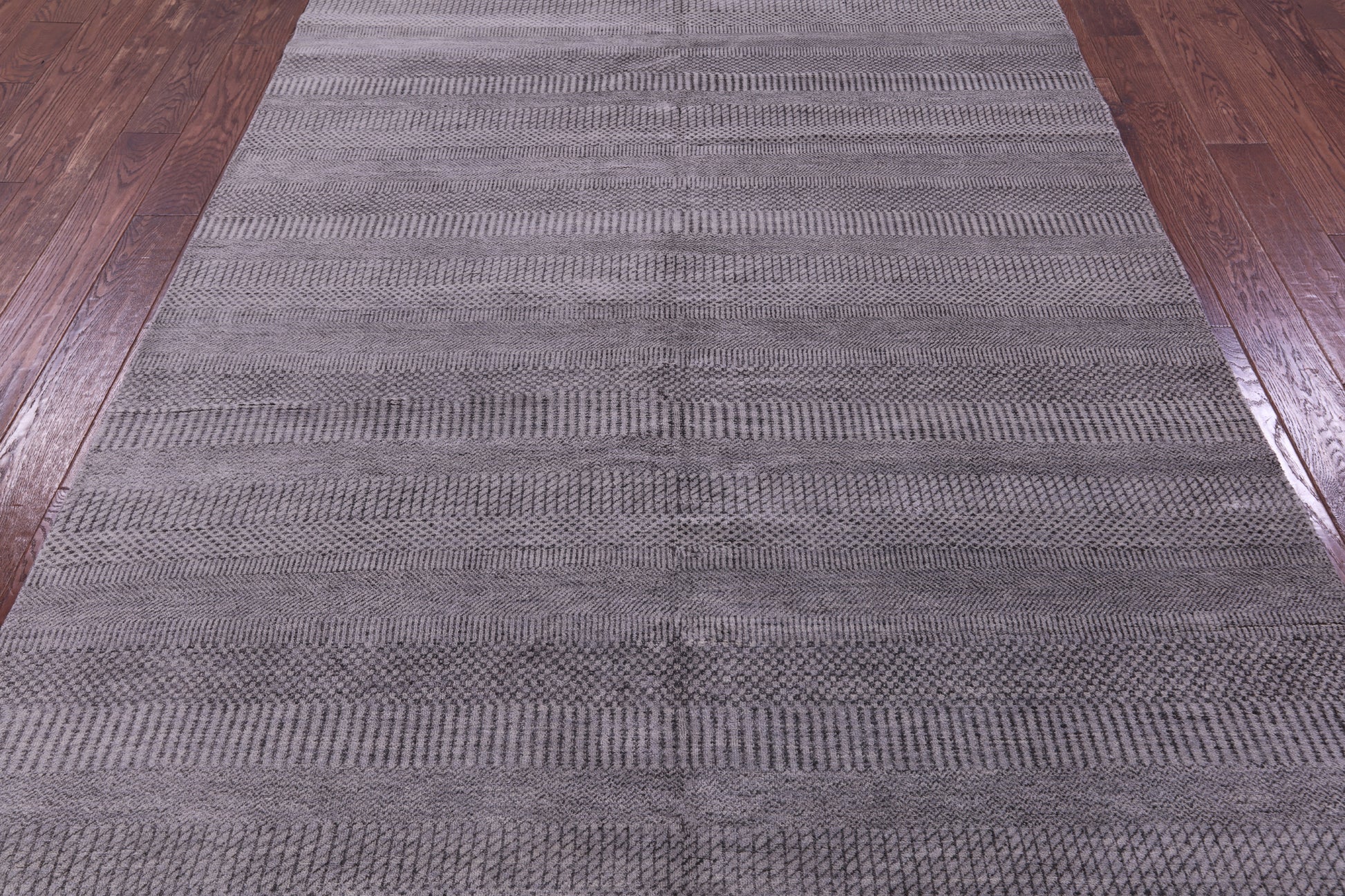 Savannah Grass Hand Knotted Wool & Silk Rug - 6' 1" X 9' 5" - Golden Nile