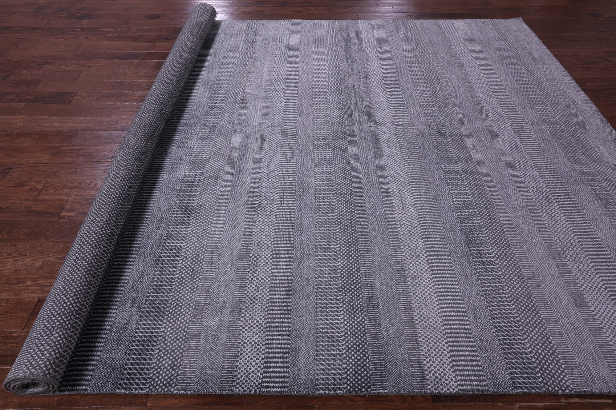 Grey Savannah Grass Hand Knotted Wool & Silk Rug - 9' 0" X 12' 2" - Golden Nile