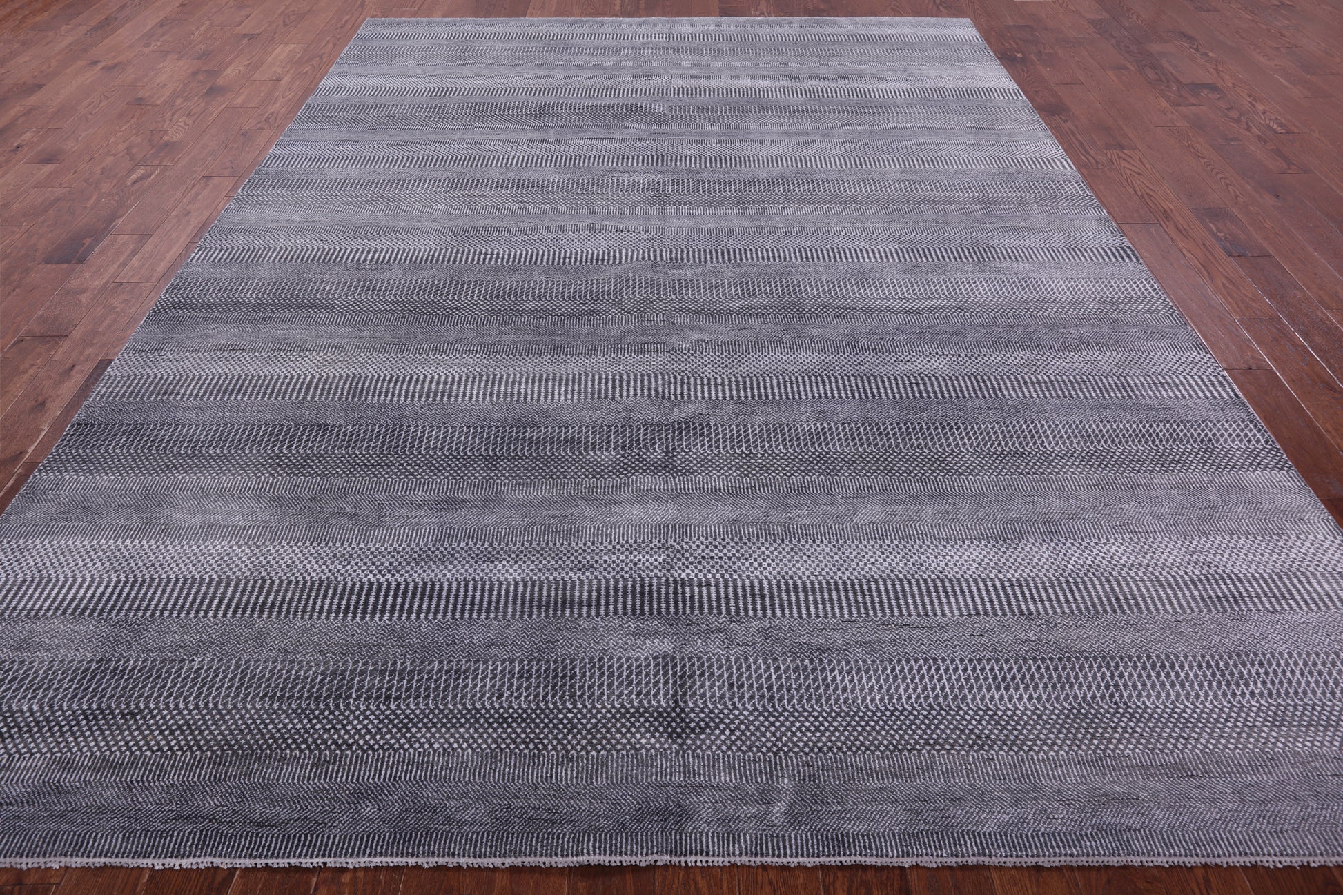 Grey Savannah Grass Hand Knotted Wool & Silk Rug - 9' 0" X 12' 2" - Golden Nile