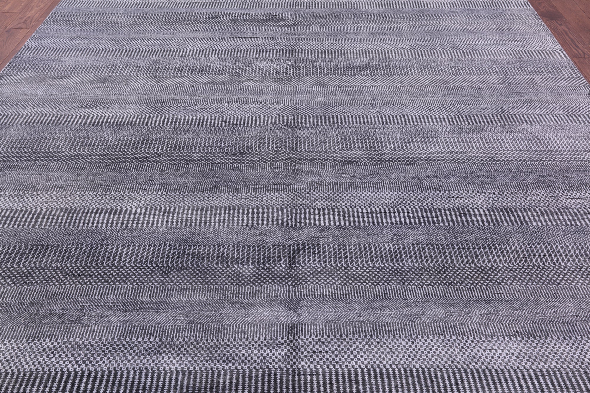 Grey Savannah Grass Hand Knotted Wool & Silk Rug - 9' 0" X 12' 2" - Golden Nile