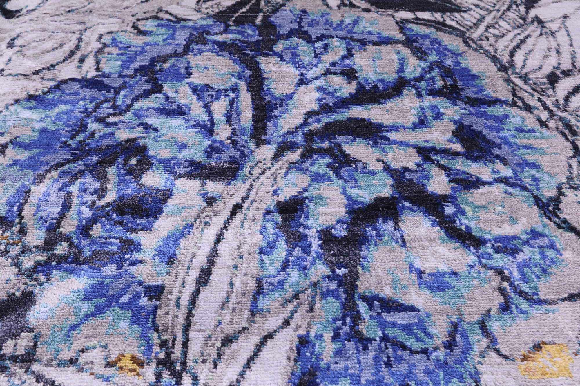 Contemporary Hand Knotted 100% Silk Rug - 8' 9" X 12' 2"