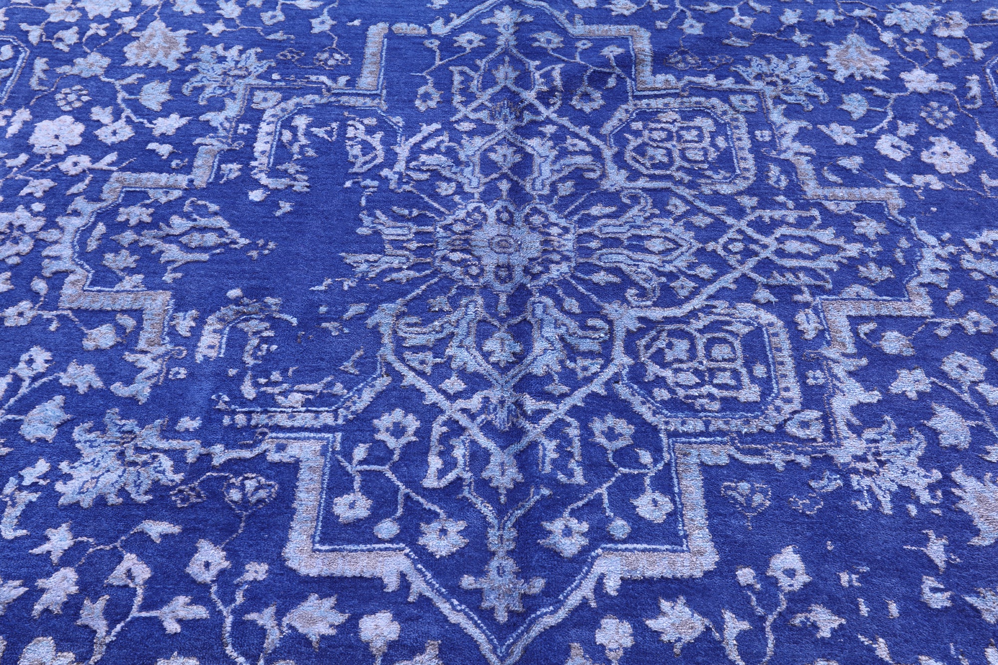SUPER SALE Blue Persian Heriz Serapi Hand Knotted Wool & Silk Rug - 8' 10" X 12' 2"