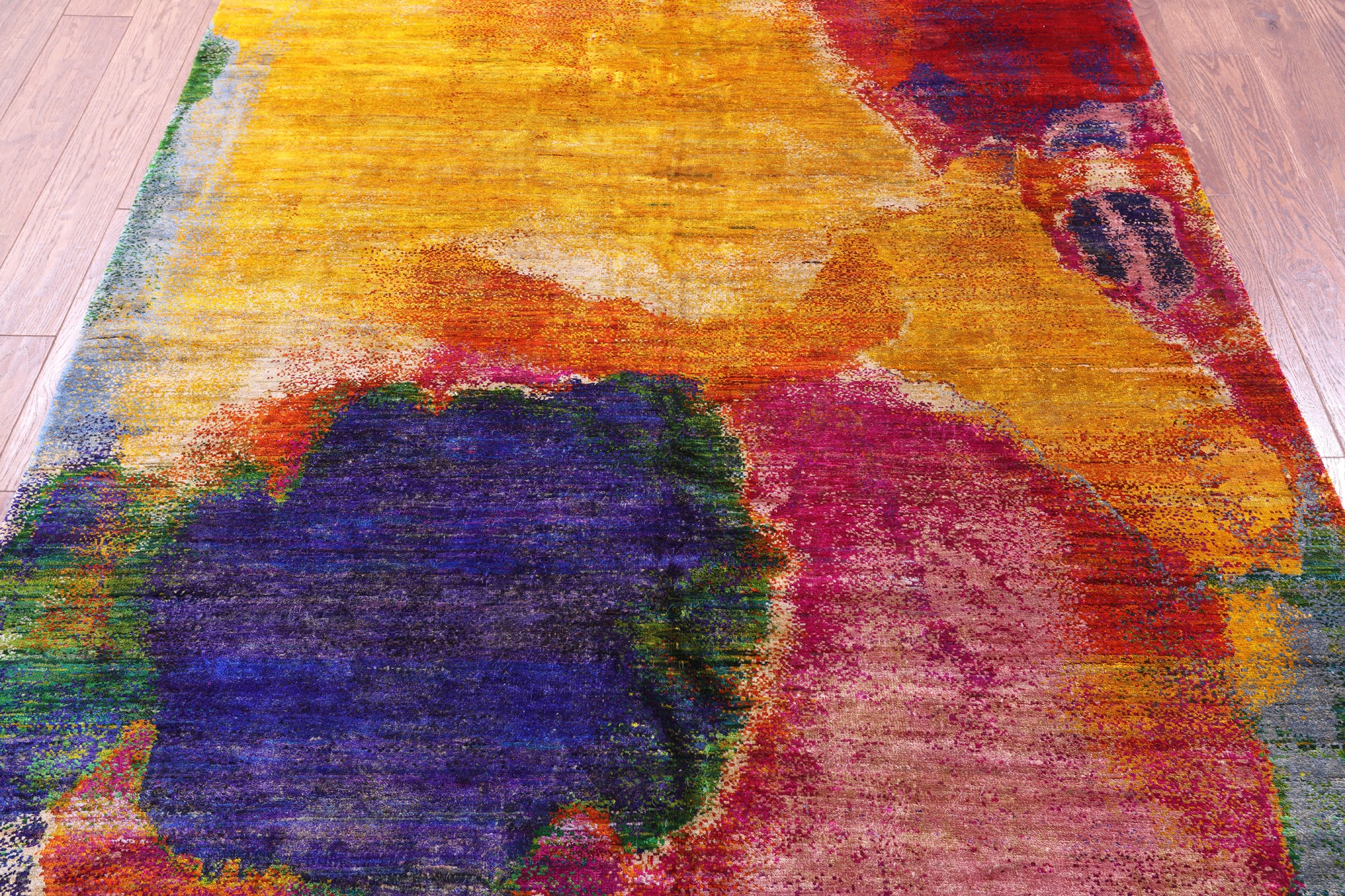 Abstract Modern Hand Knotted 100% Silk Rug - 5' 7" X 7' 7"