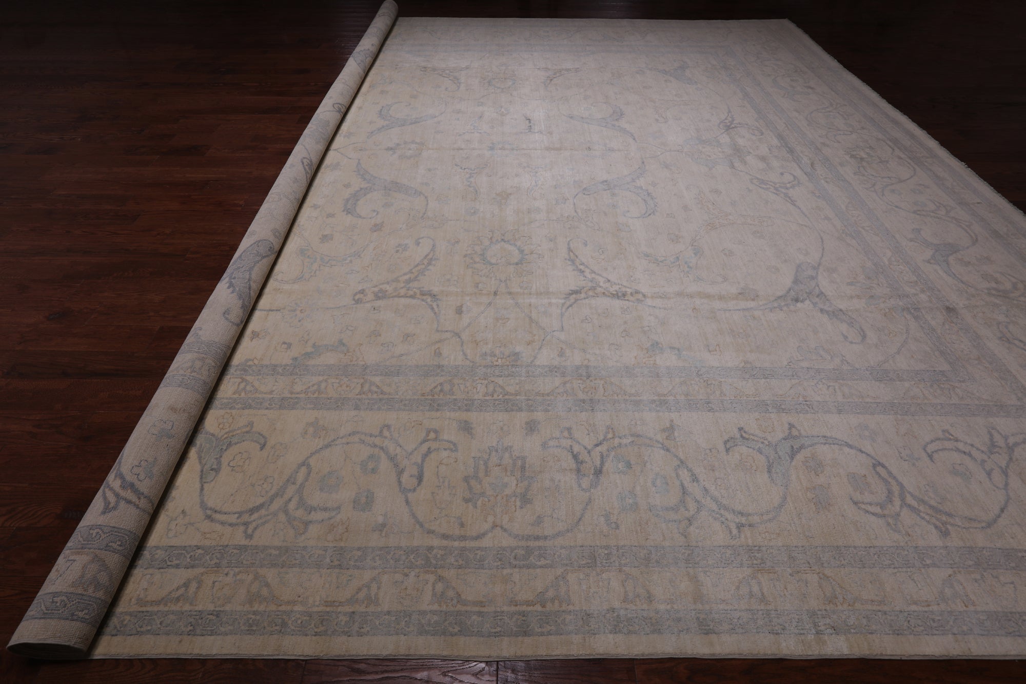 Ivory Square Turkish Oushak Hand Knotted Wool Rug - 15' 5" X 15' 8"