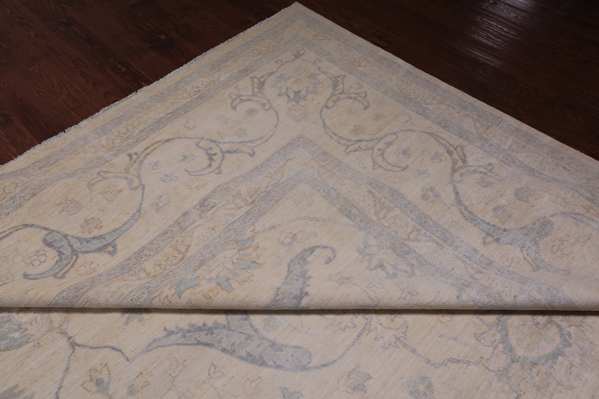 Ivory Square Turkish Oushak Hand Knotted Wool Rug - 15' 5" X 15' 8"