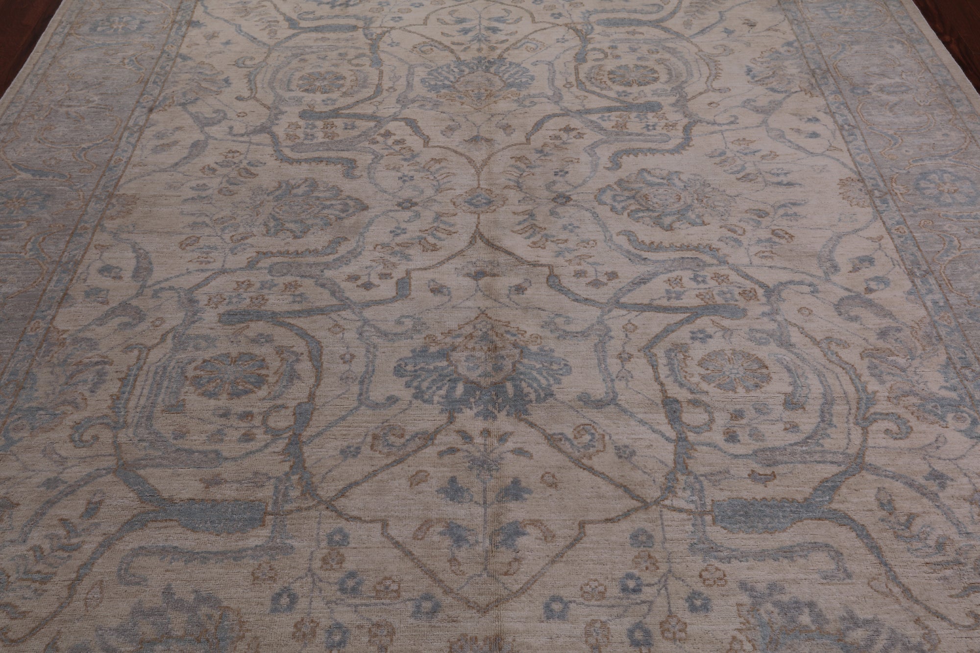 Ivory Turkish Oushak Hand Knotted Wool Rug - 8' 1" X 9' 7"