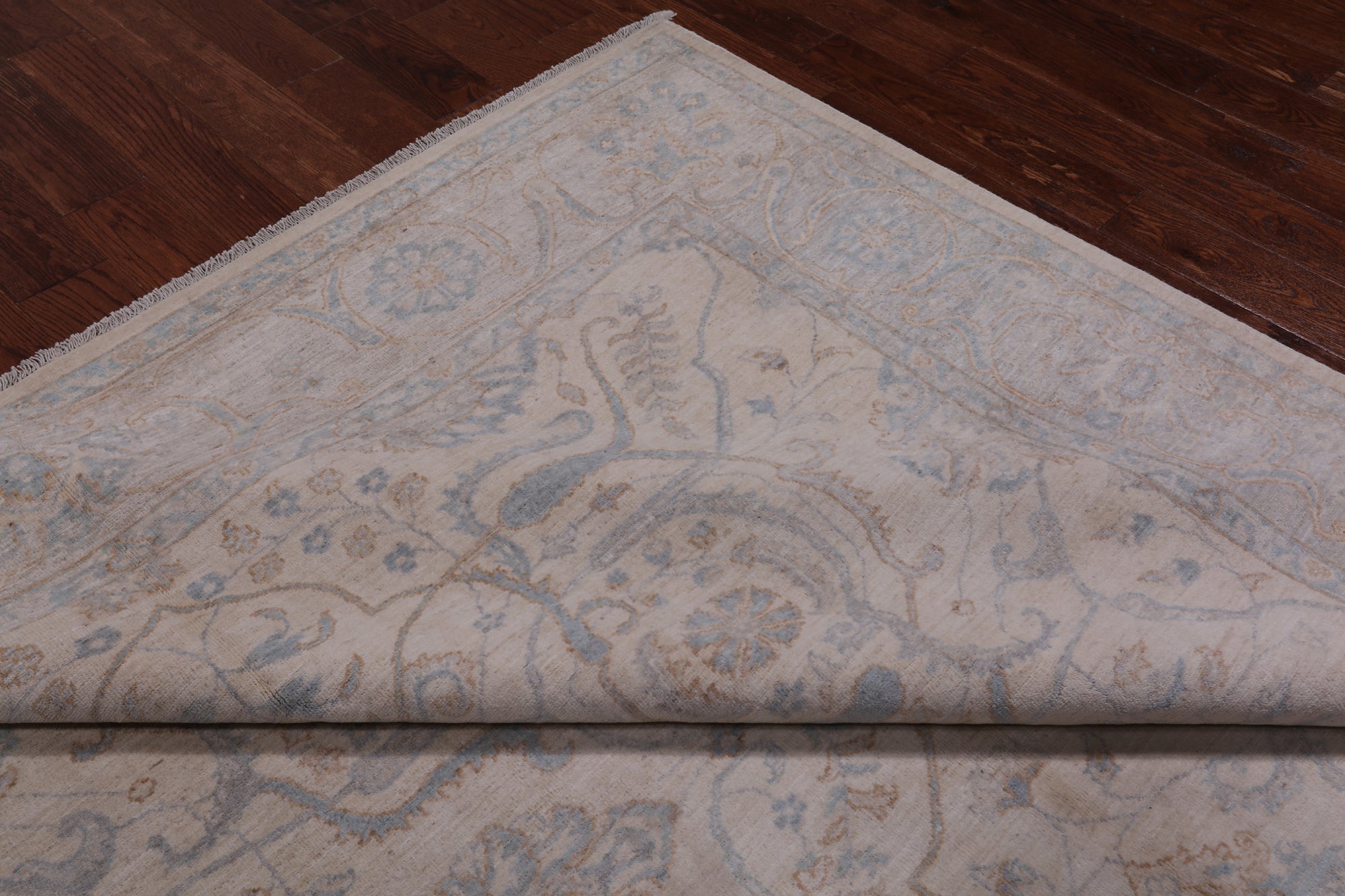 Ivory Turkish Oushak Hand Knotted Wool Rug - 8' 1" X 9' 7"