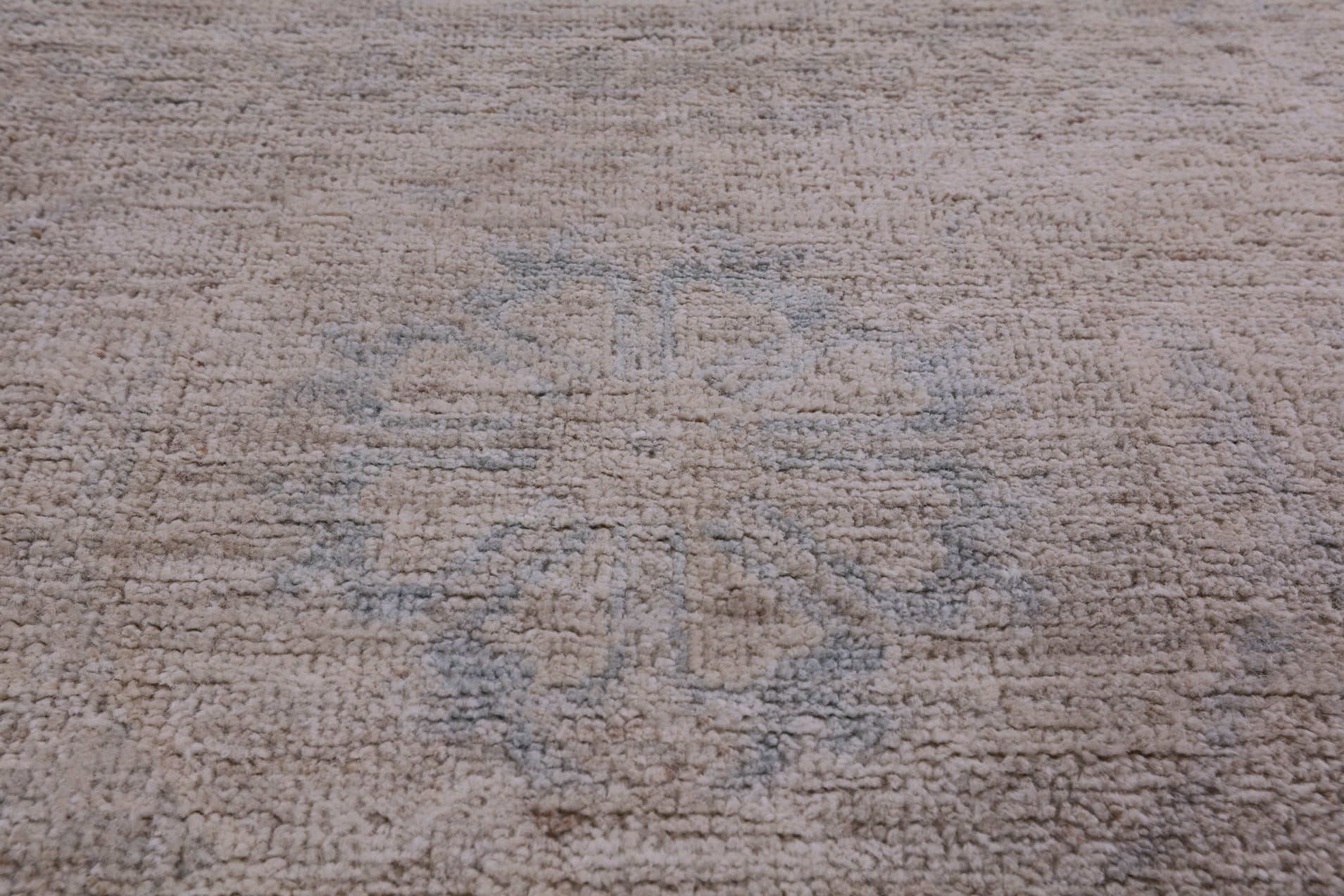 Ivory Turkish Oushak Hand Knotted Wool Rug - 8' 11" X 11' 9" - Golden Nile