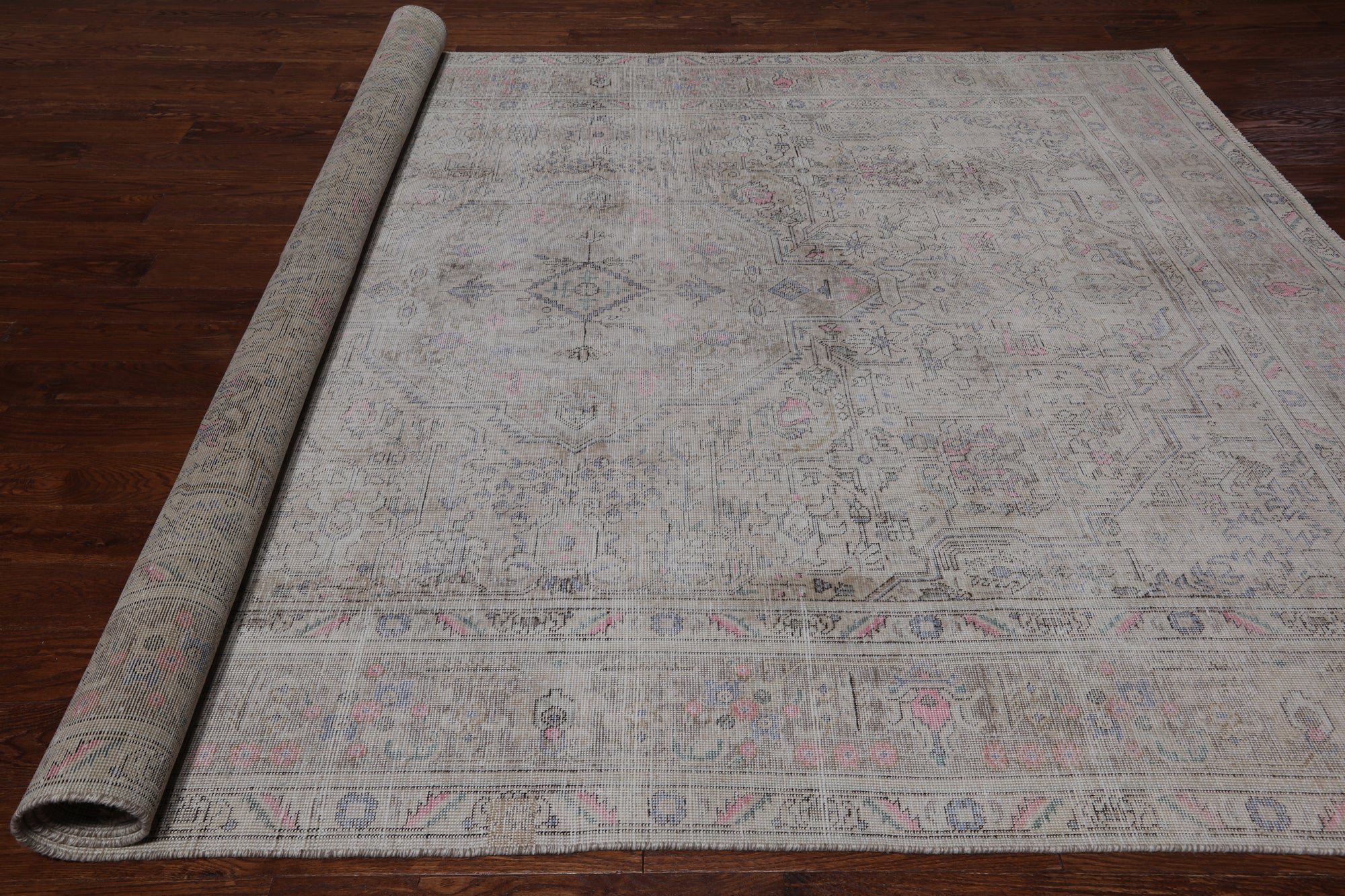 SUPER SALE Ivory Persian Vintage White Wash Hand Knotted Wool Rug - 8' 0" X 10' 10"
