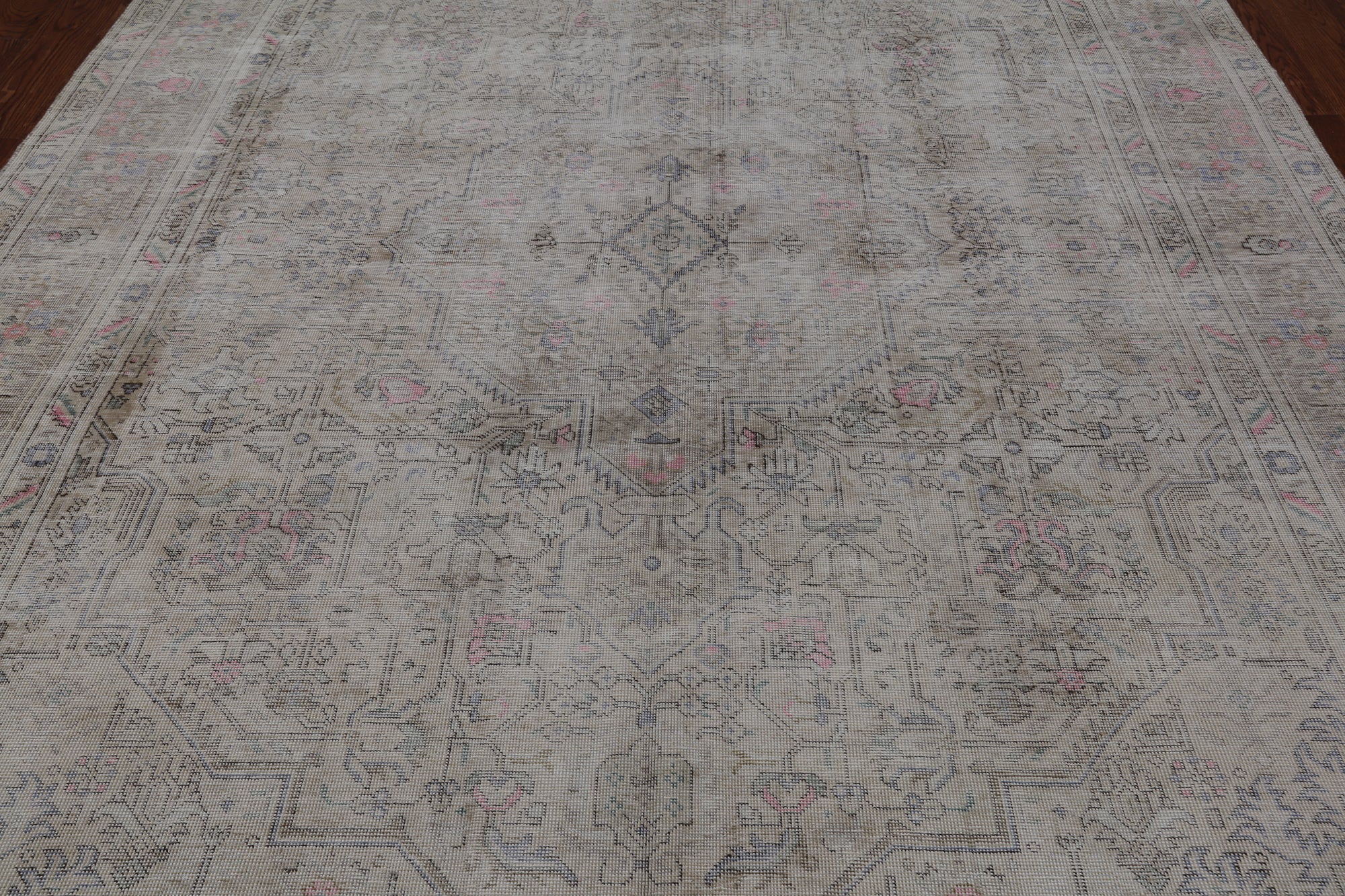 SUPER SALE Ivory Persian Vintage White Wash Hand Knotted Wool Rug - 8' 0" X 10' 10"