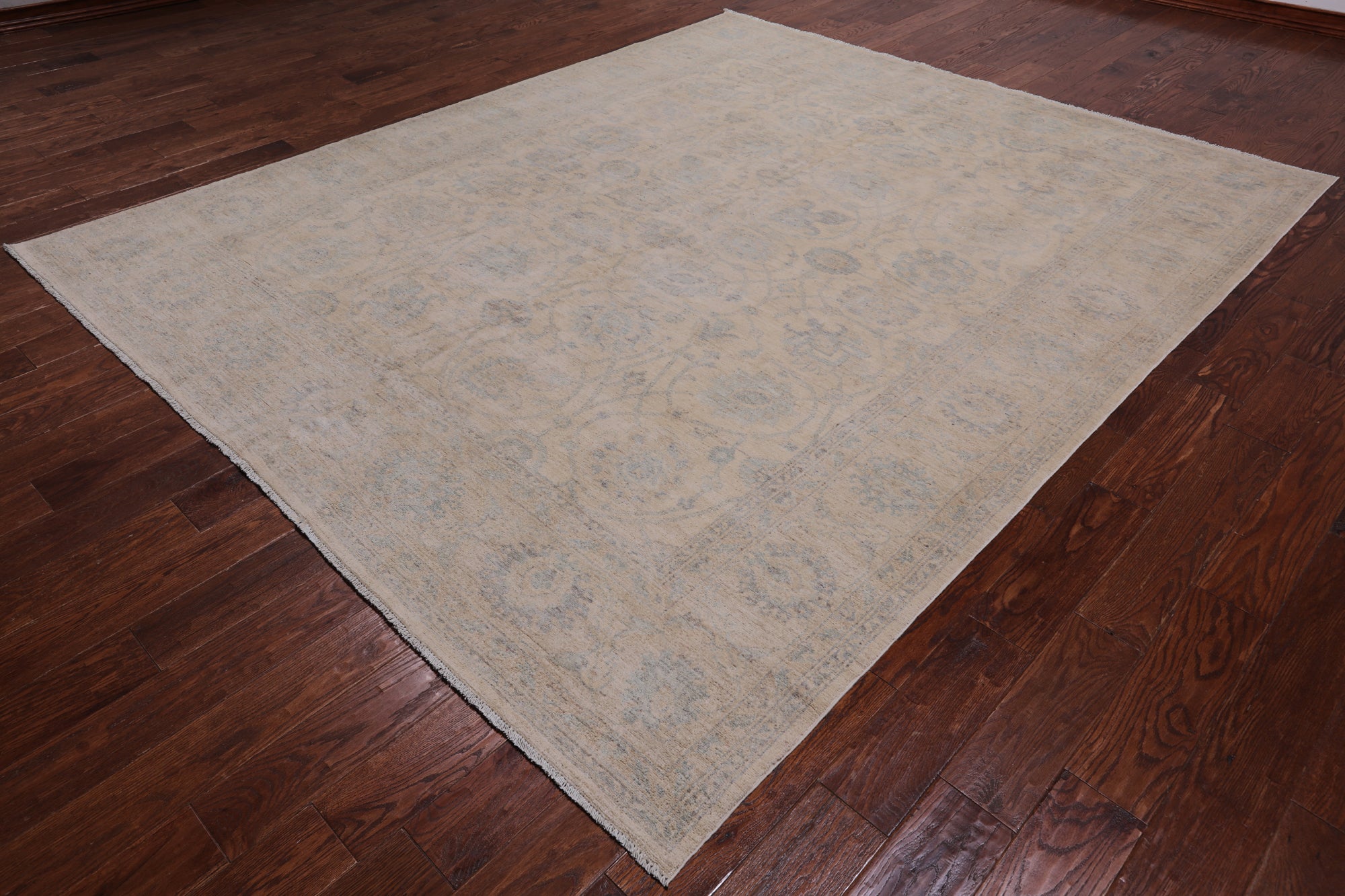 Ivory Turkish Oushak Hand Knotted Wool Rug - 8' 0" X 9' 7"