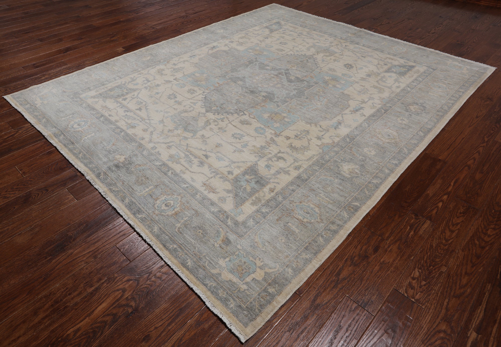 SUPER SALE Ivory Persian Fine Serapi Hand Knotted Wool Rug - 8' 1" X 9' 9"