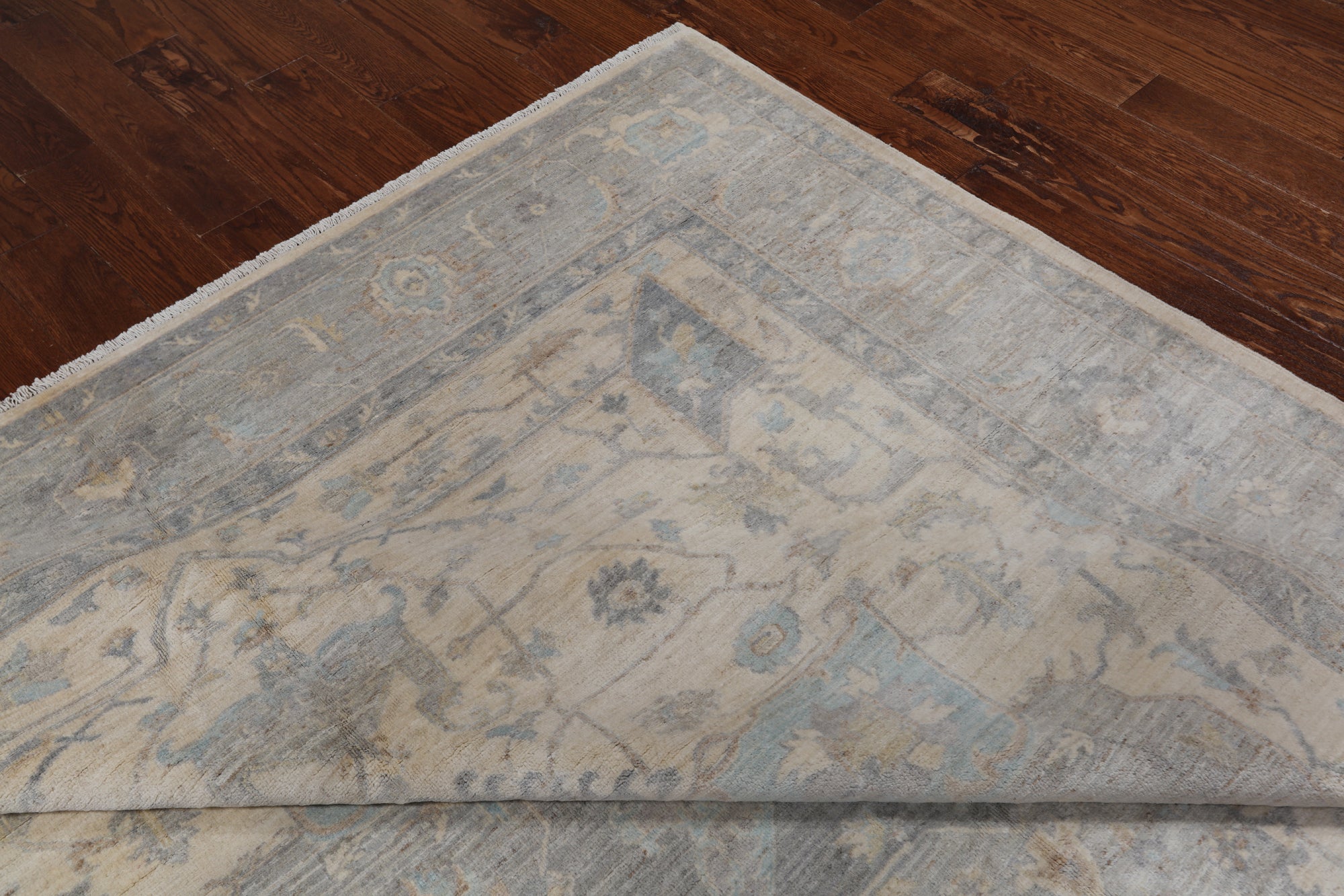 SUPER SALE Ivory Persian Fine Serapi Hand Knotted Wool Rug - 8' 1" X 9' 9"