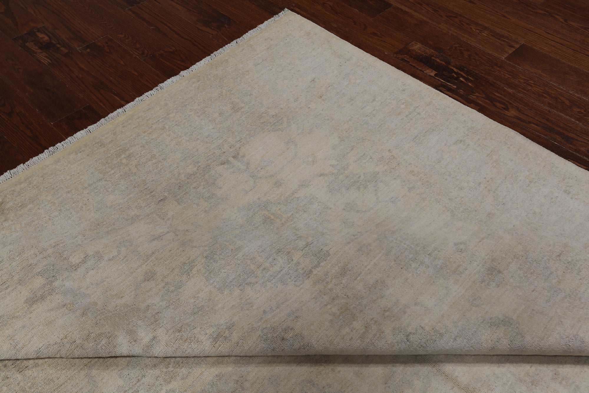 Ivory Turkish Oushak Hand Knotted Wool Rug - 8' 1" X 9' 7"