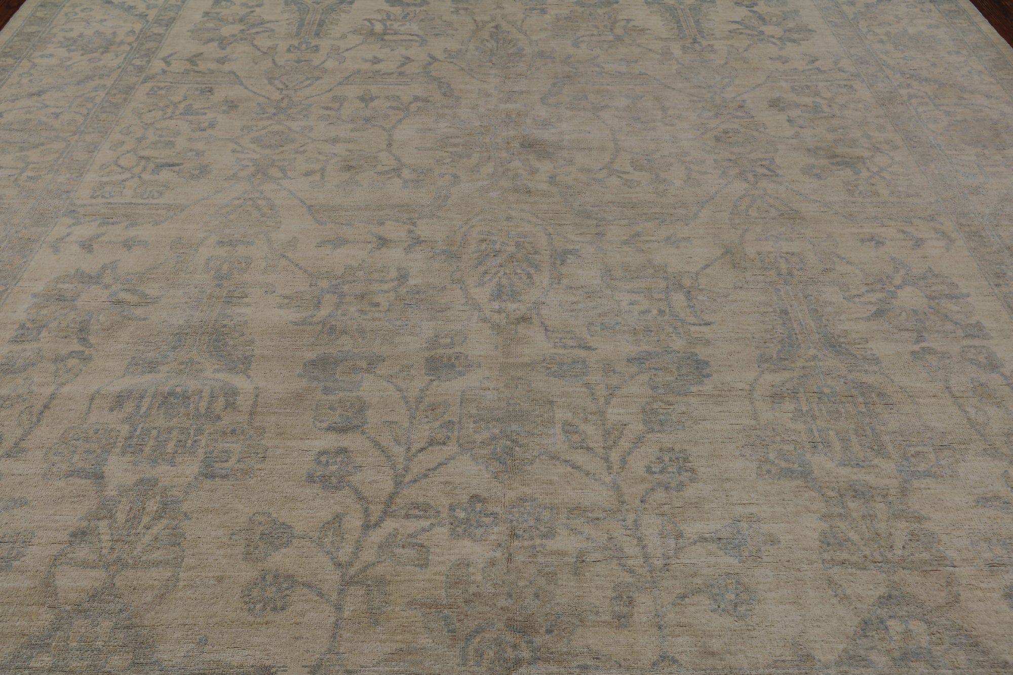 Ivory Turkish Oushak Hand Knotted Wool Rug - 9' 0" X 11' 9"