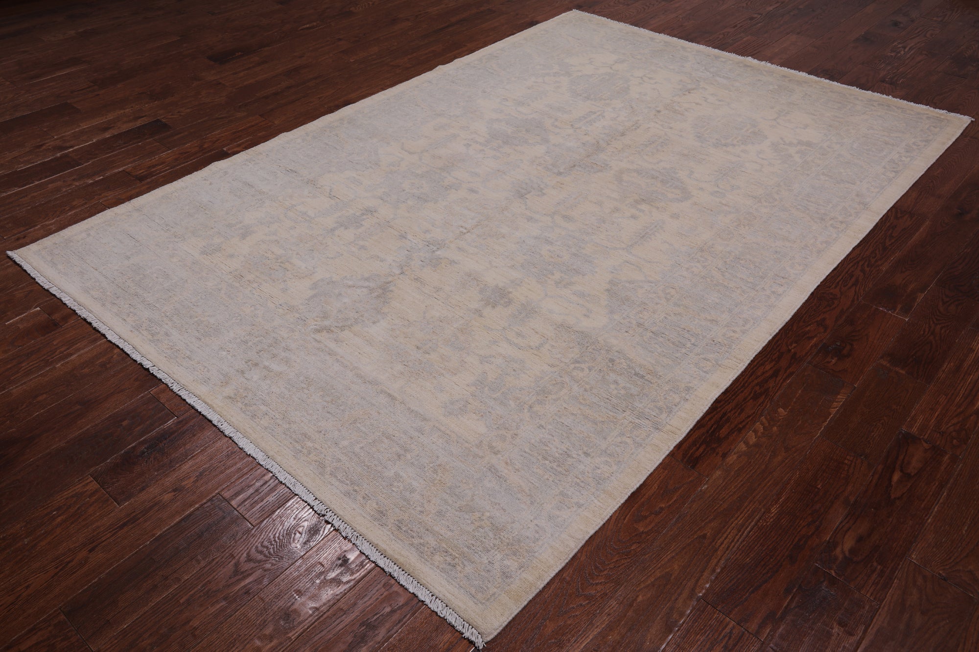 Ivory Turkish Oushak Hand Knotted Wool Rug - 6' 0" X 8' 10"