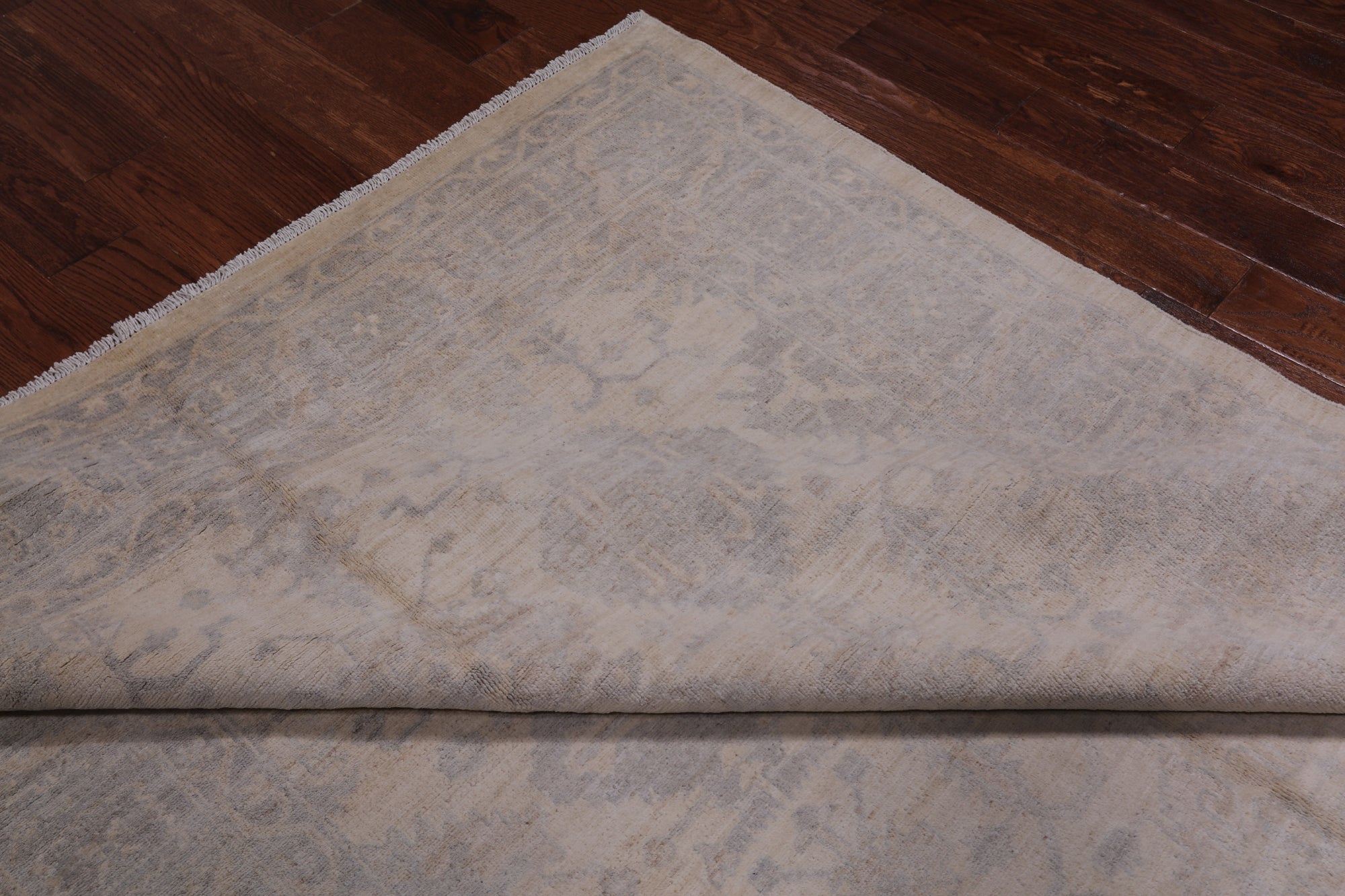 Ivory Turkish Oushak Hand Knotted Wool Rug - 6' 0" X 8' 10"