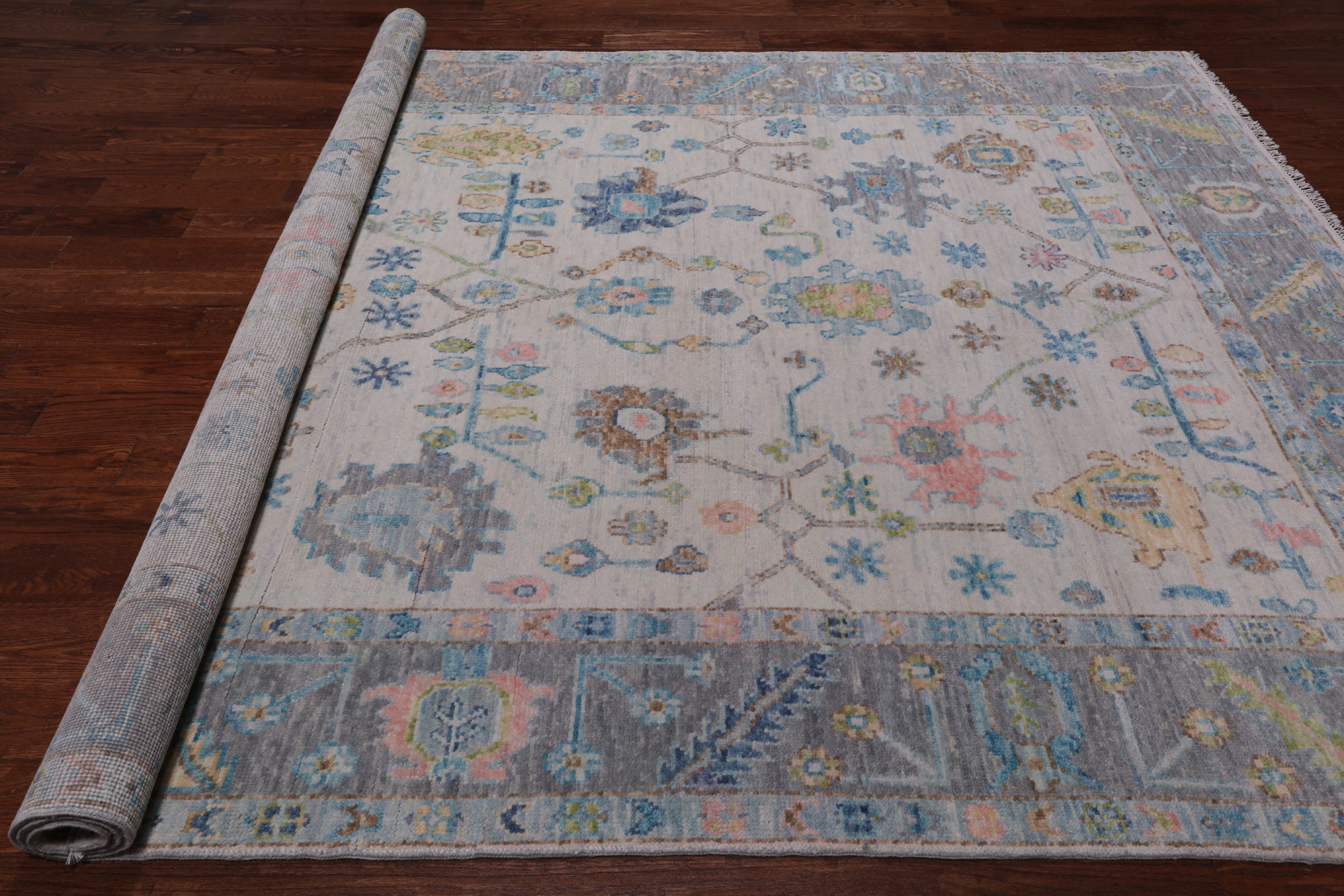 SUPER SALE Ivory Turkish Oushak Hand Knotted Wool Rug - 7' 10" X 10' 8"
