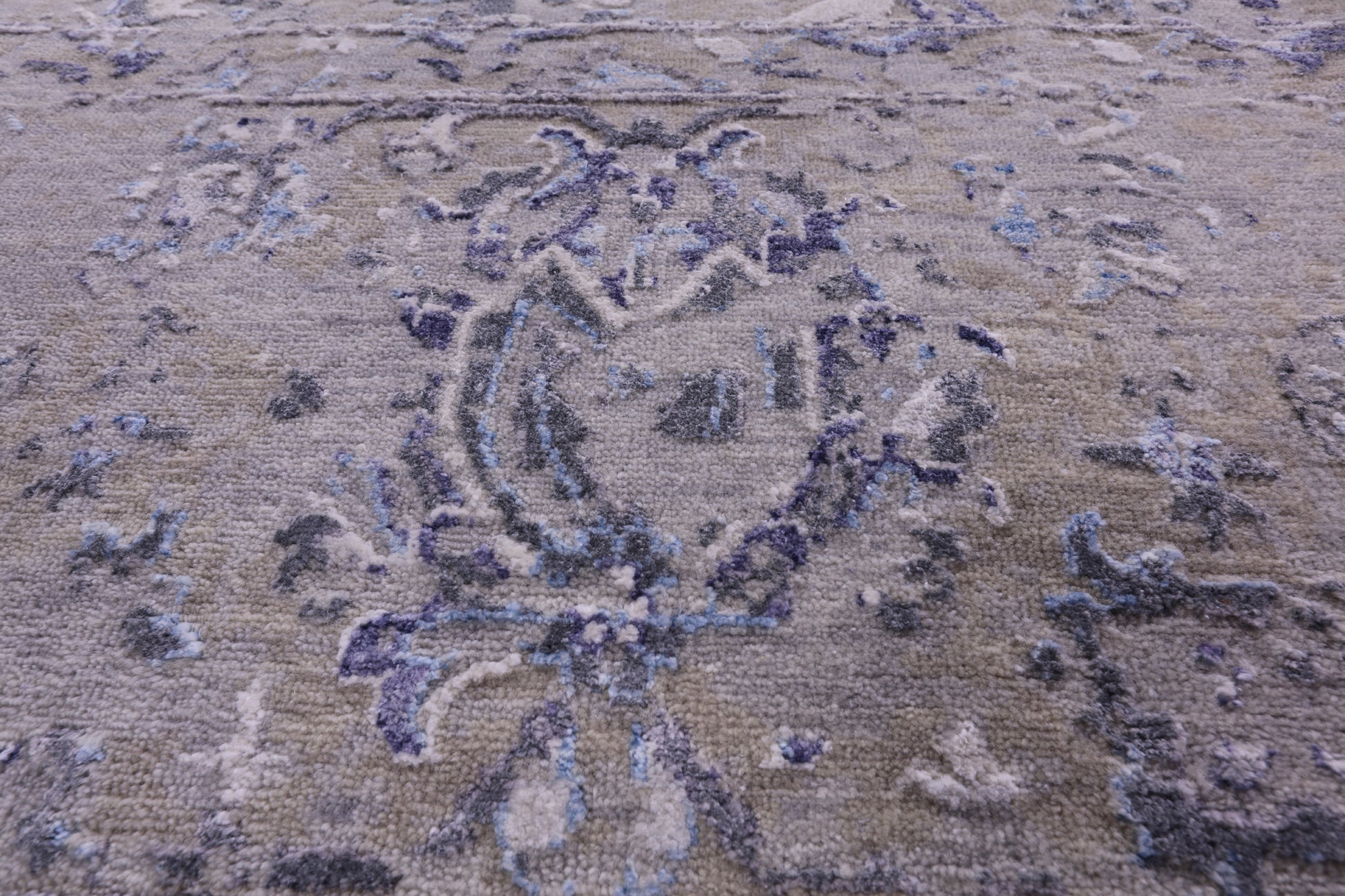 Grey Persian Tabriz Hand Knotted Wool & Silk Rug - 8' 10" X 11' 11" - Golden Nile
