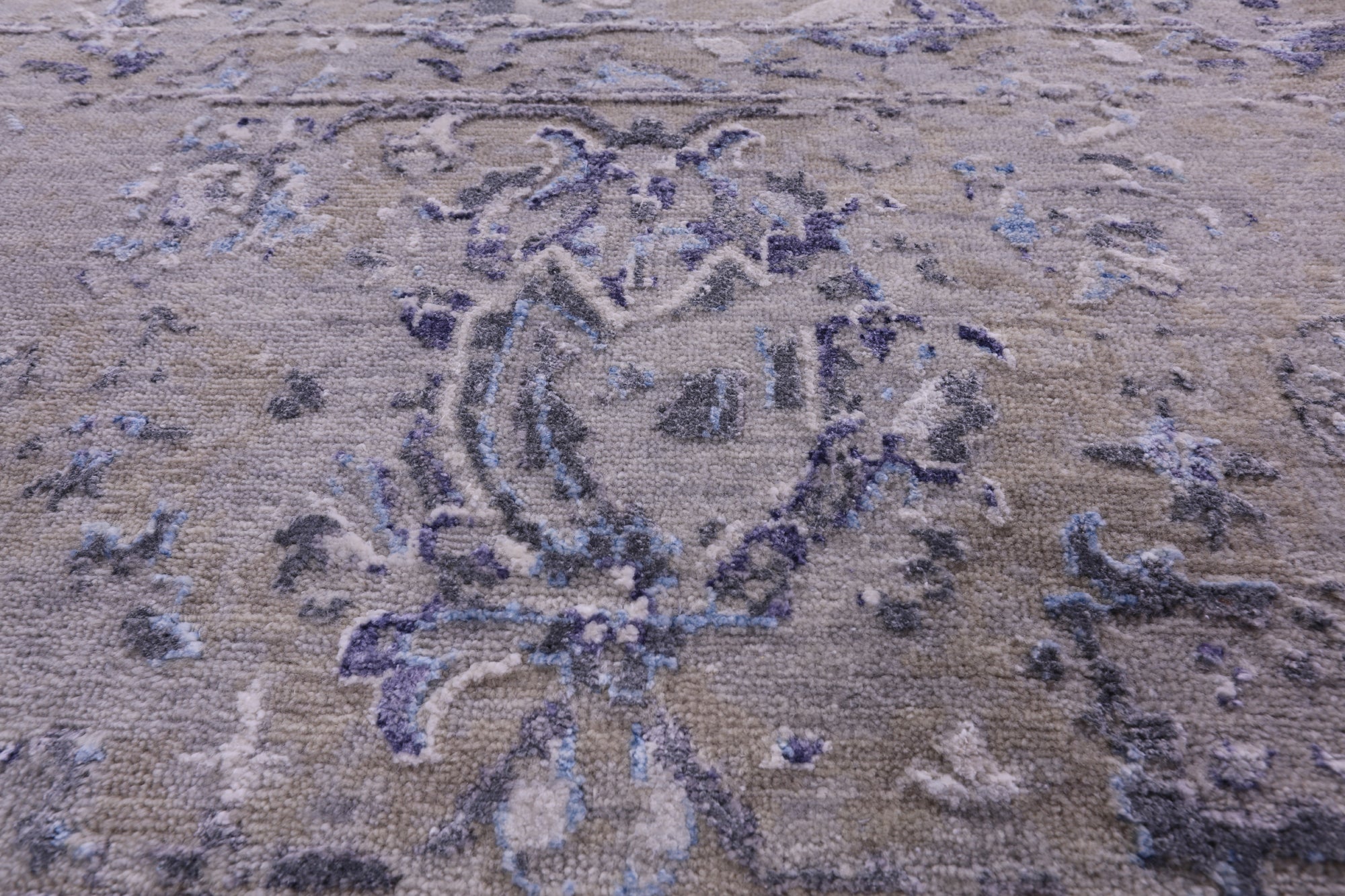 Grey Persian Tabriz Hand Knotted Wool & Silk Rug - 8' 10" X 11' 11" - Golden Nile