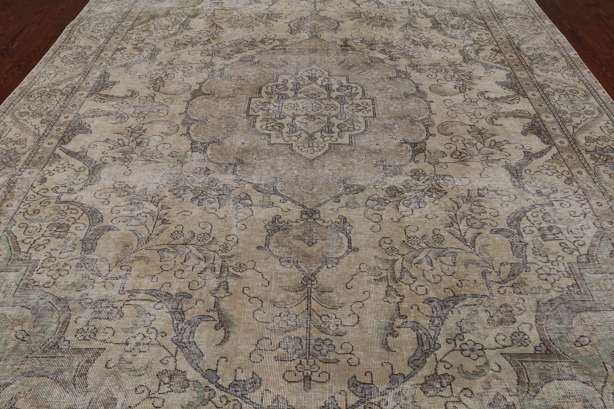 SUPER SALE Persian Vintage White Wash Hand Knotted Wool Area Rug - 9' 5" X 12' 3"