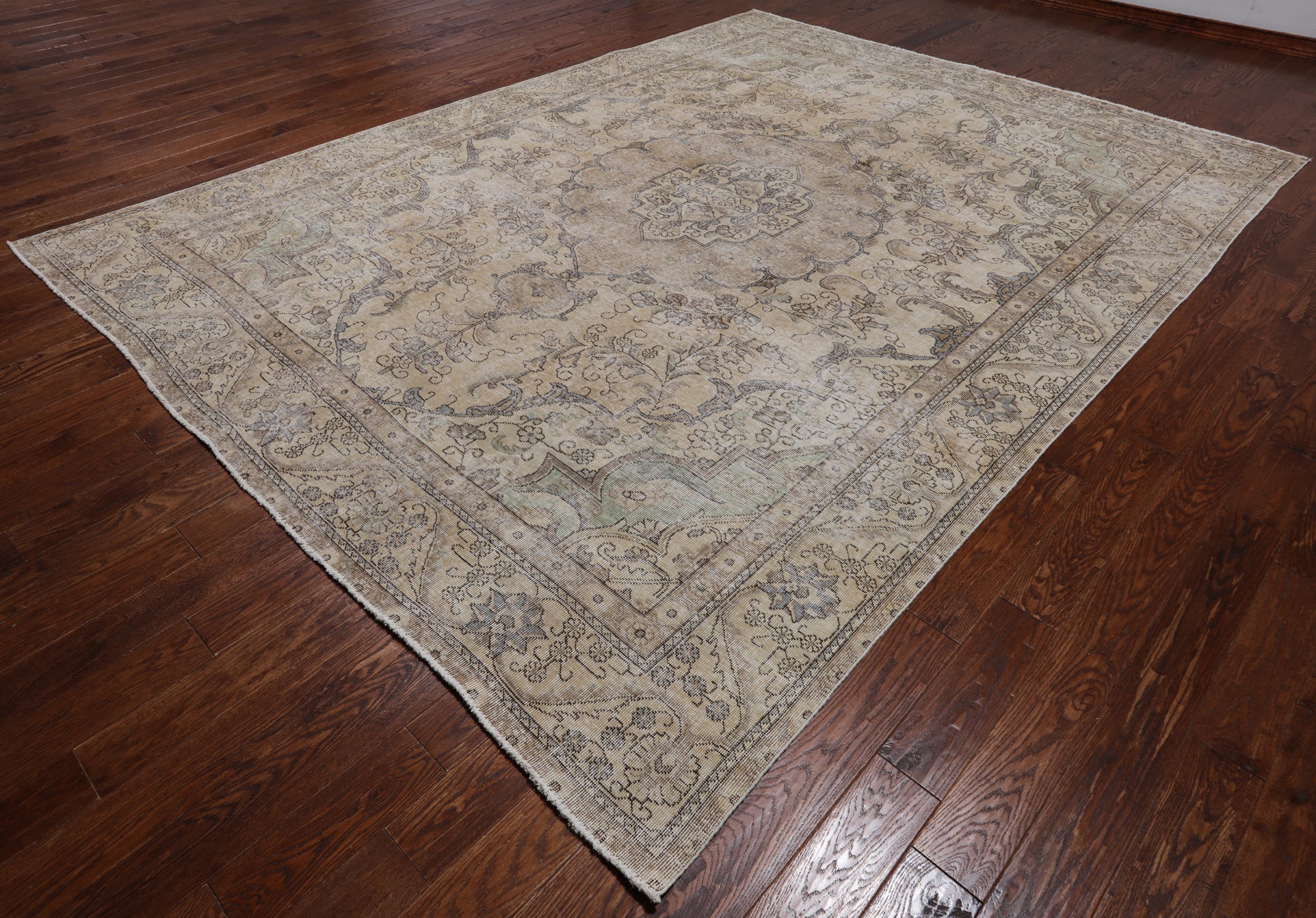 SUPER SALE Persian Vintage White Wash Hand Knotted Wool Area Rug - 9' 5" X 12' 3"