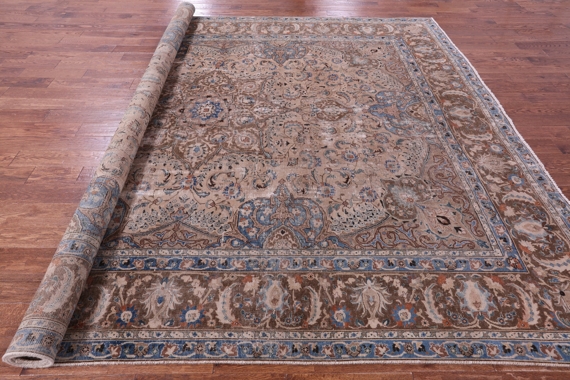 Persian Vintage White Wash Hand-Knotted Wool Rug - 9' 7" X 12' 9" - Golden Nile