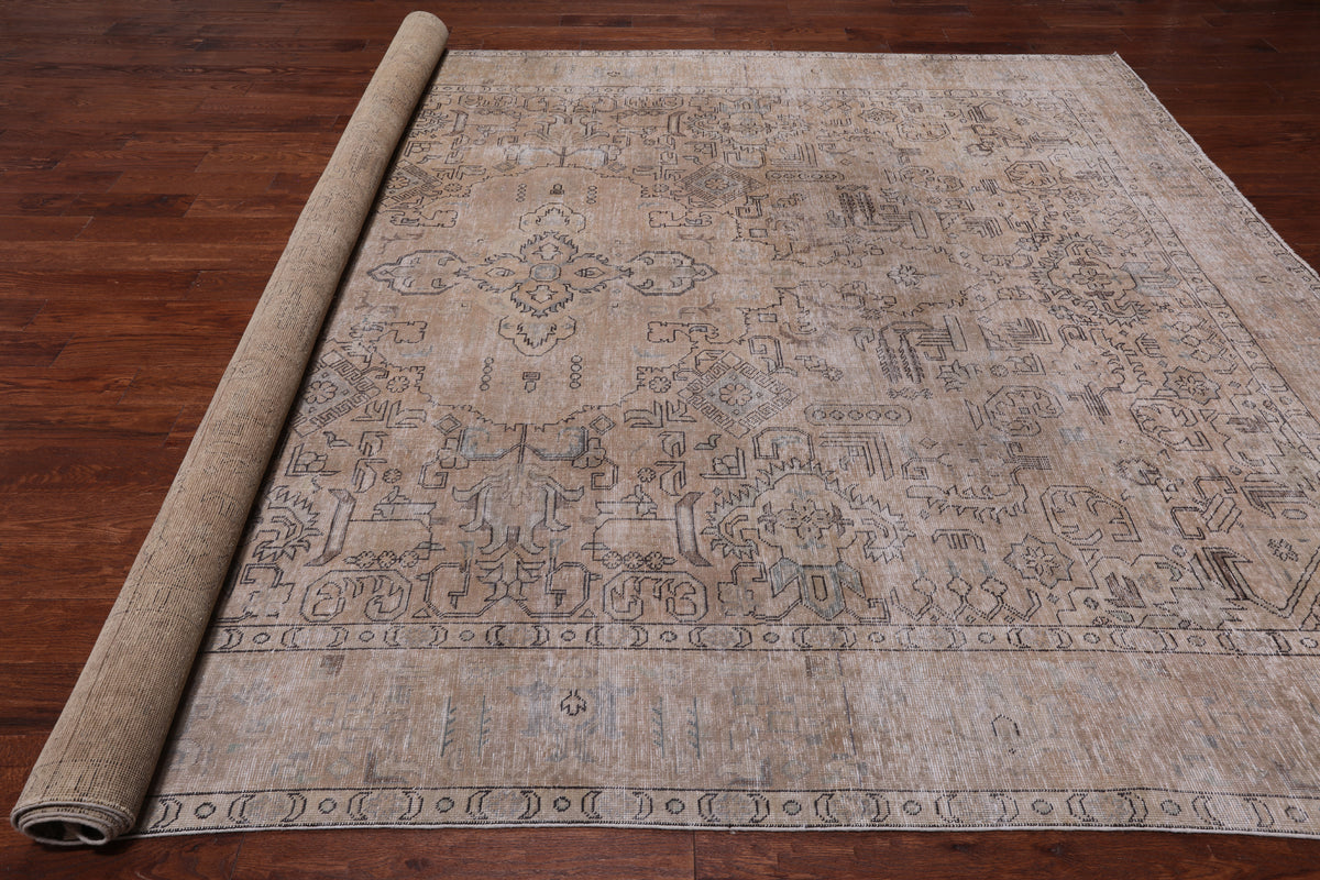 SUPER SALE Ivory Persian Vintage White Wash Hand Knotted Wool Rug - 9' 5" X 12' 10"