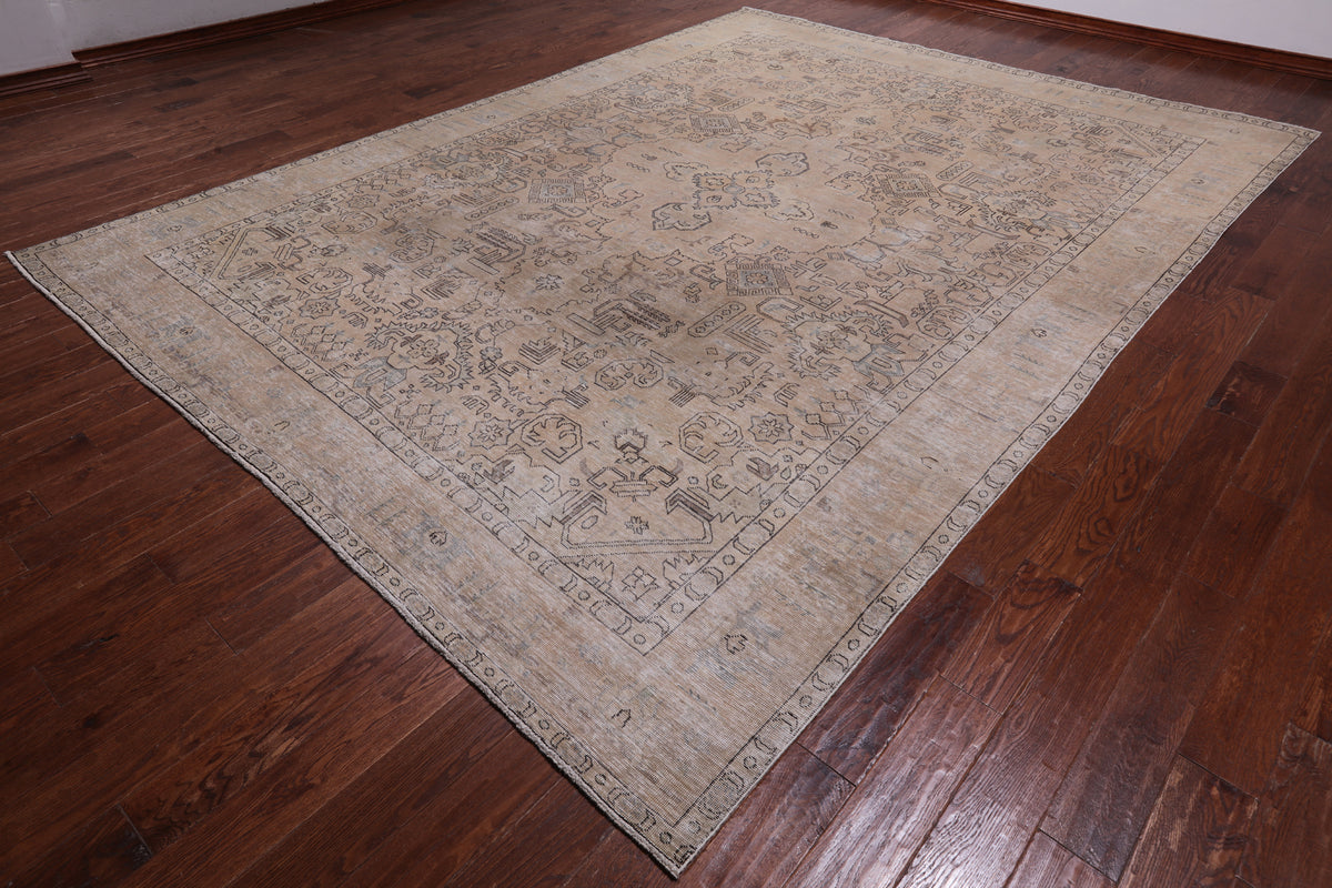 SUPER SALE Ivory Persian Vintage White Wash Hand Knotted Wool Rug - 9' 5" X 12' 10"