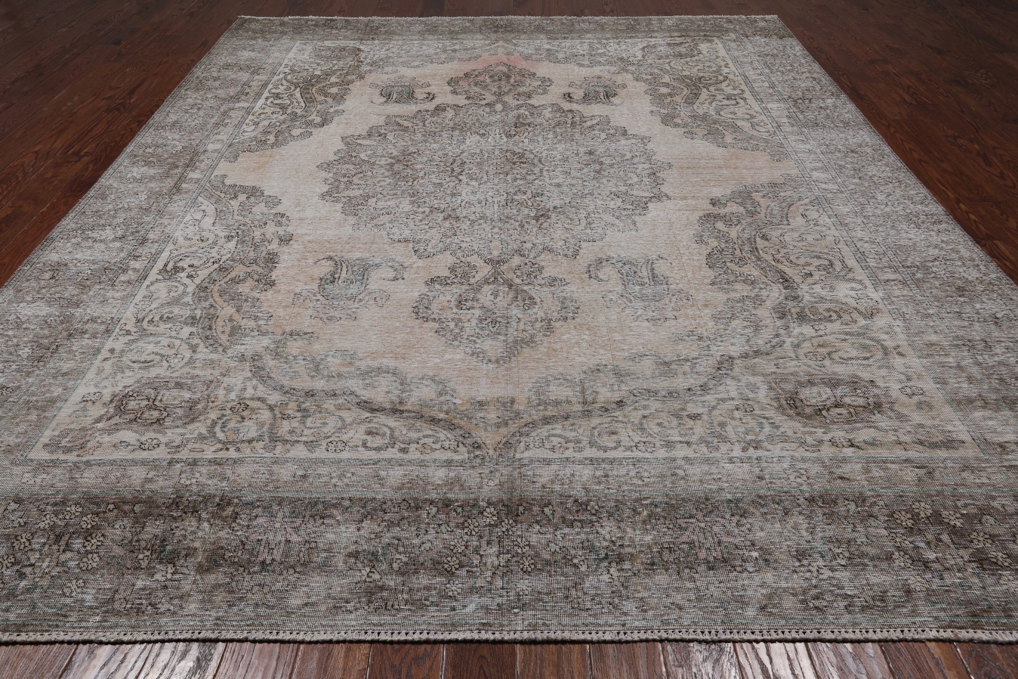 SUPER SALE Ivory Persian Vintage White Wash Hand Knotted Wool Rug - 9' 6" X 11' 10"