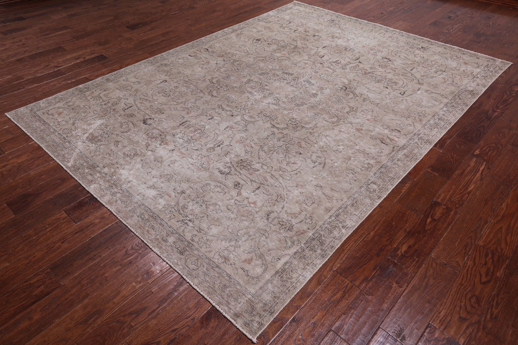 SUPER SALE Ivory Persian Vintage White Wash Hand Knotted Wool Rug - 7' 1" X 9' 10"