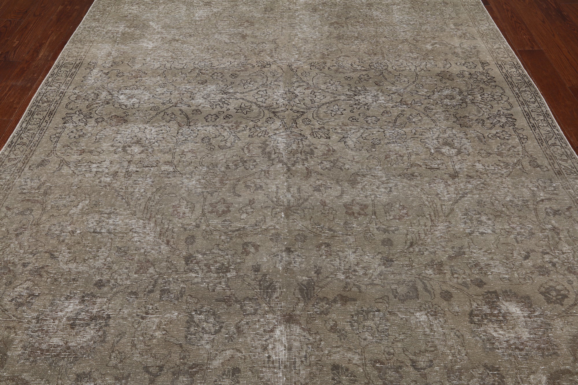 SUPER SALE Persian Vintage White Wash Hand Knotted Wool Rug - 7' 5" X 10' 6"