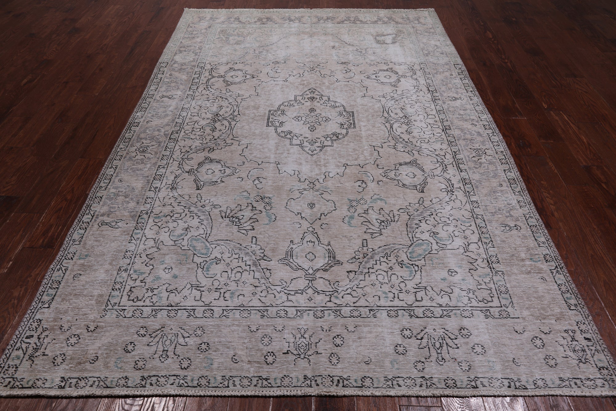 SUPER SALE Ivory Persian Vintage White Wash Hand Knotted Wool Rug - 6' 7" X 9' 9"