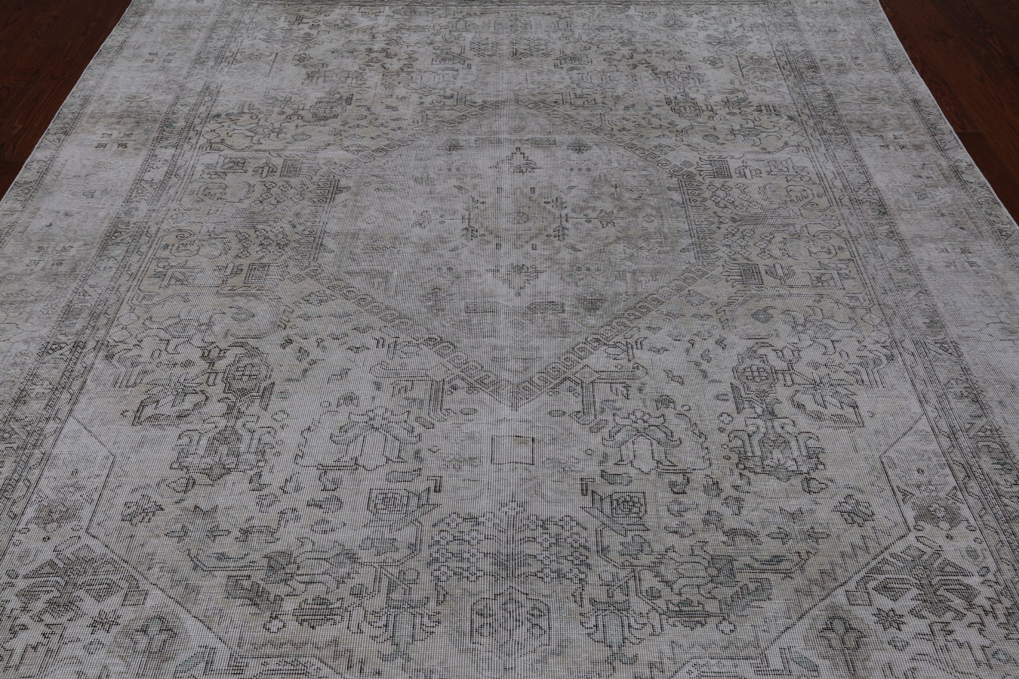 SUPER SALE Ivory Persian Vintage White Wash Handmade Wool Area Rug - 8' 3" X 10' 6"