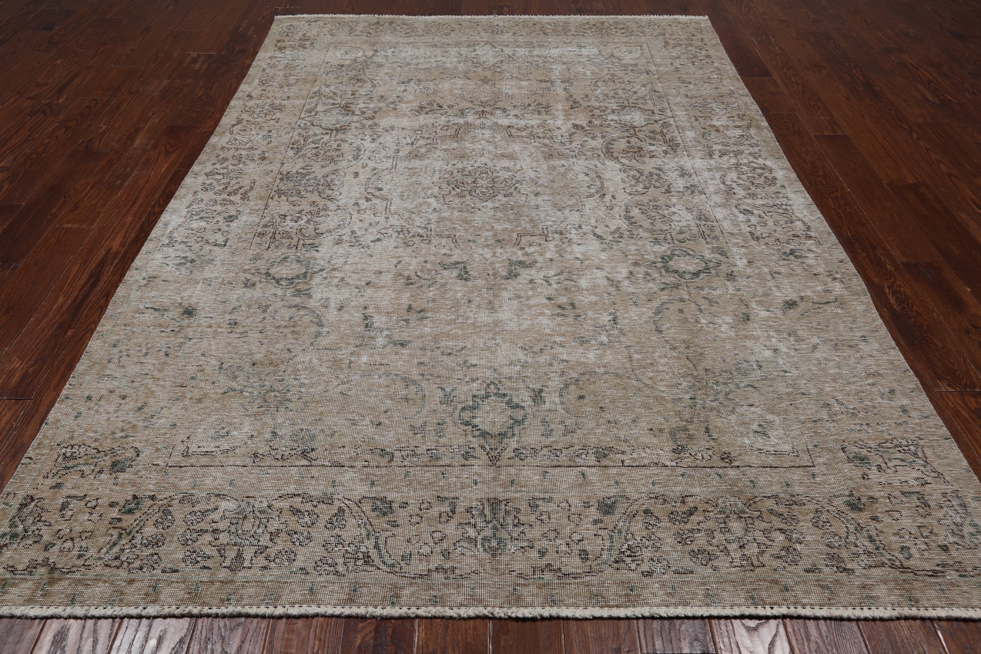 SUPER SALE Ivory Persian Vintage White Wash Hand Knotted Wool Rug - 6' 7" X 9' 6"