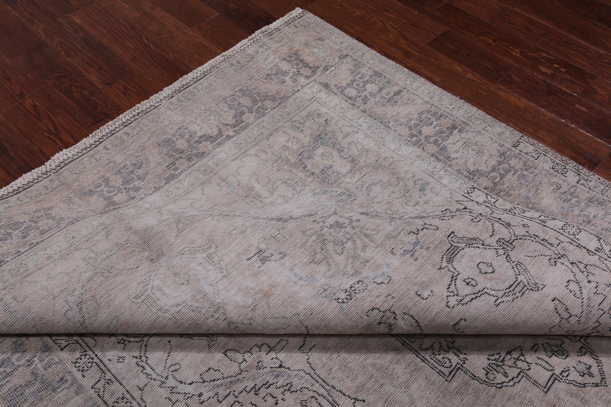 SUPER SALE Ivory Persian Vintage White Wash Hand Knotted Wool Rug - 6' 9" X 9' 10"
