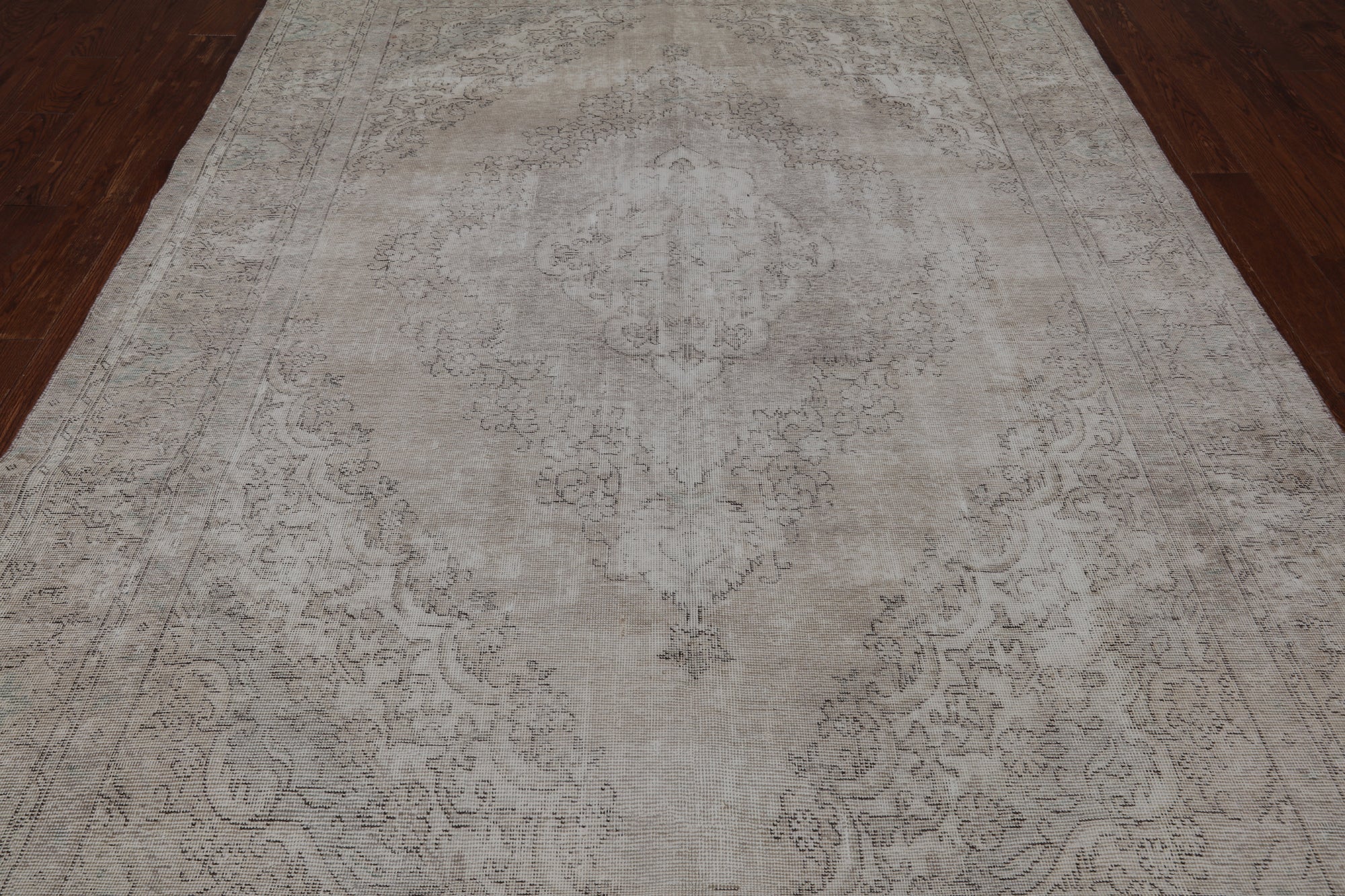 SUPER SALE Ivory Persian Vintage White Wash Handmade Wool Rug - 7' 4" X 10' 9"