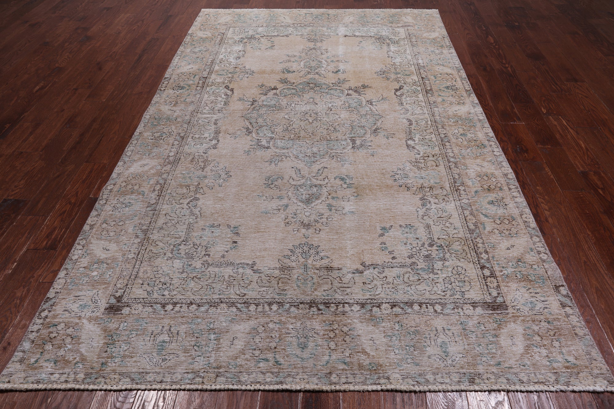 SUPER SALE Ivory Persian Vintage White Wash Hand Knotted Wool Rug - 6' 5" X 10' 2"