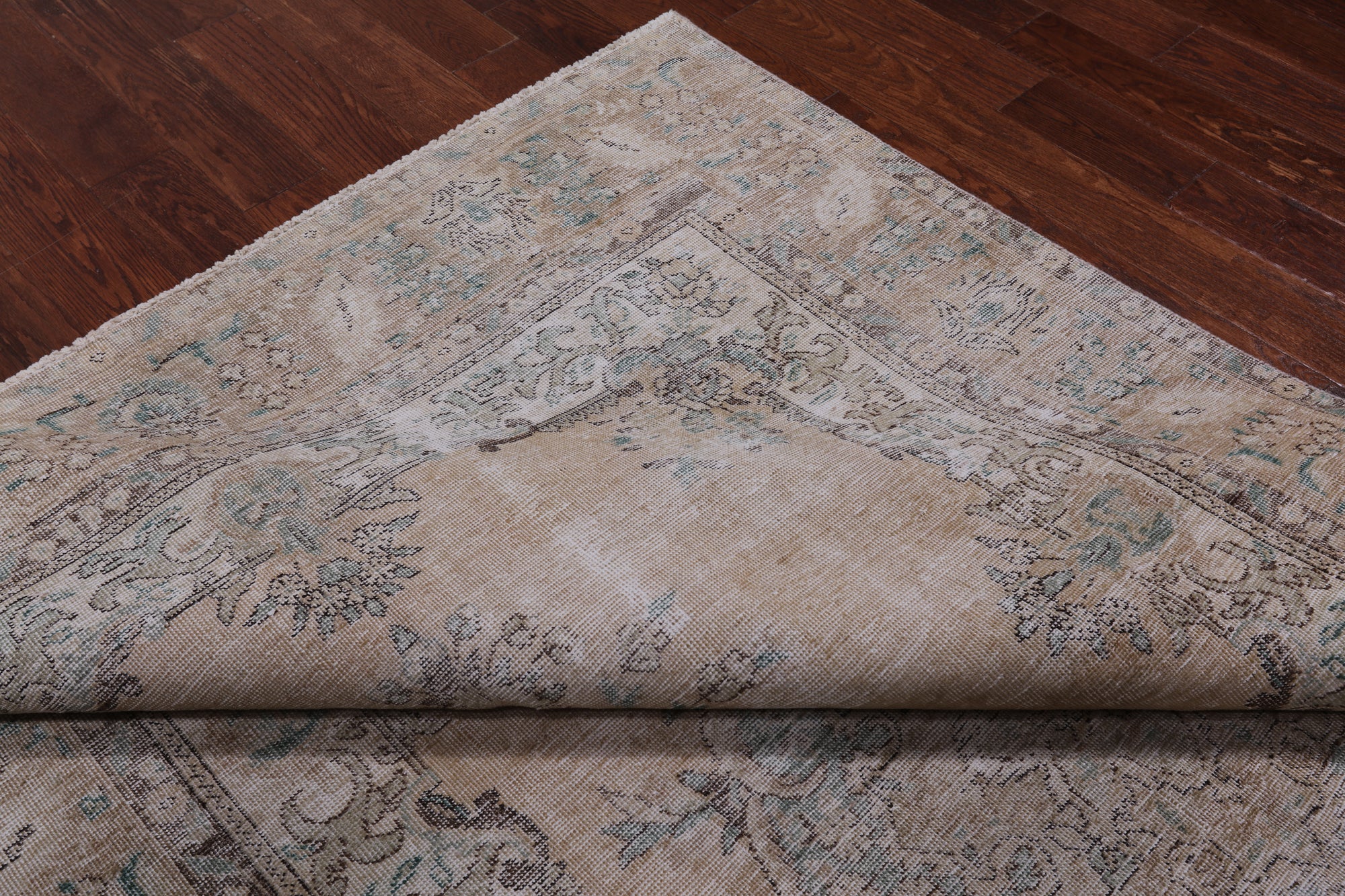 SUPER SALE Ivory Persian Vintage White Wash Hand Knotted Wool Rug - 6' 5" X 10' 2"