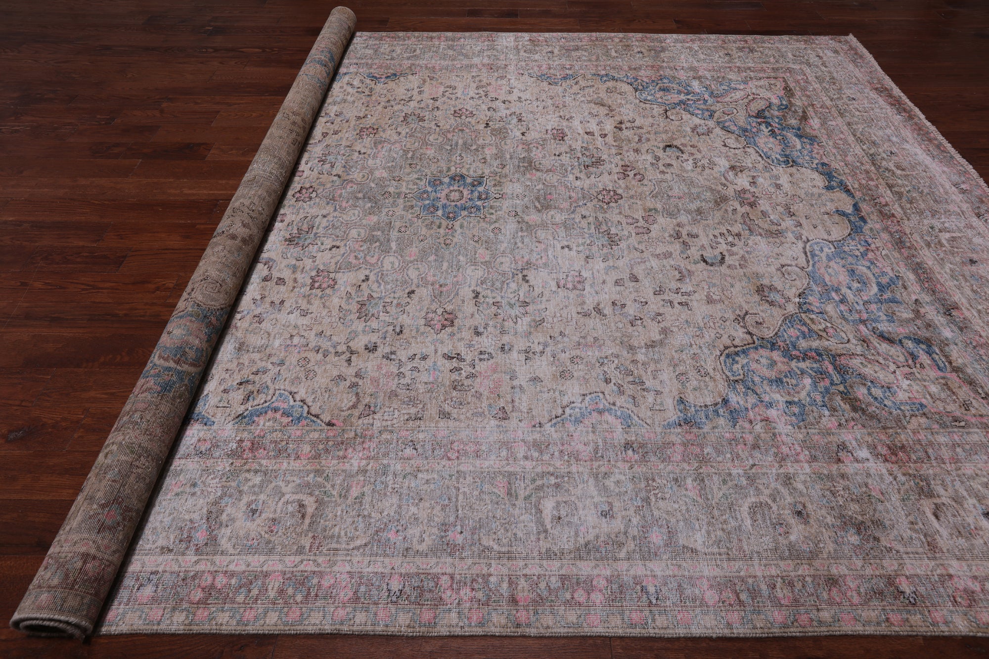 SUPER SALE Ivory Persian Vintage White Wash Hand Knotted Wool Rug - 9' 6" X 12' 7"