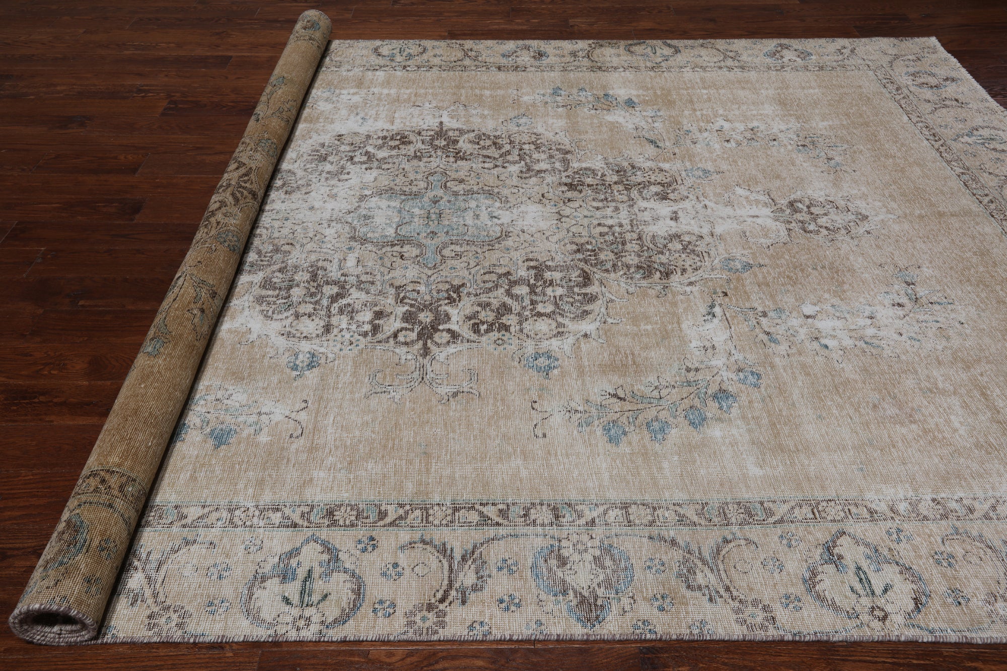 SUPER SALE Persian Vintage White Wash Hand Knotted Wool Rug - 8' 5" X 11' 10"