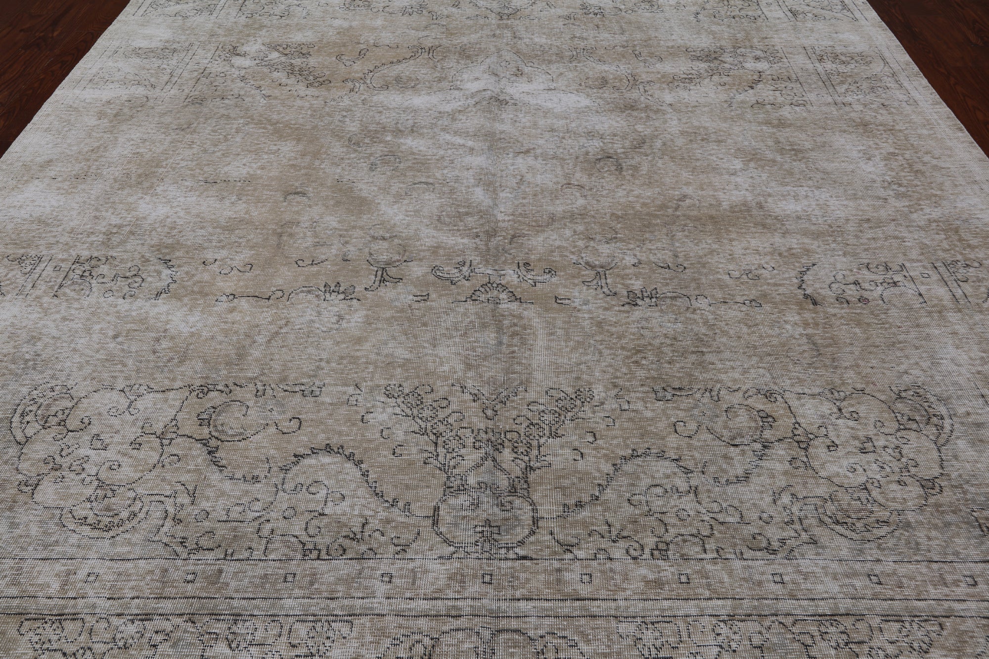 SUPER SALE Persian Vintage White Wash Hand Knotted Wool Area Rug - 9' 5" X 12' 6"