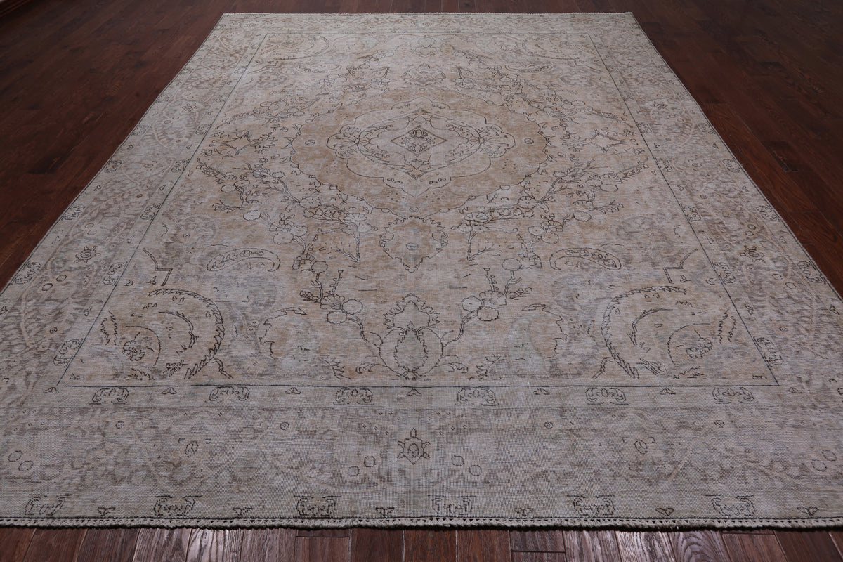 SUPER SALE Ivory Persian Vintage White Wash Hand Knotted Wool Rug - 9' 8" X 12' 3"