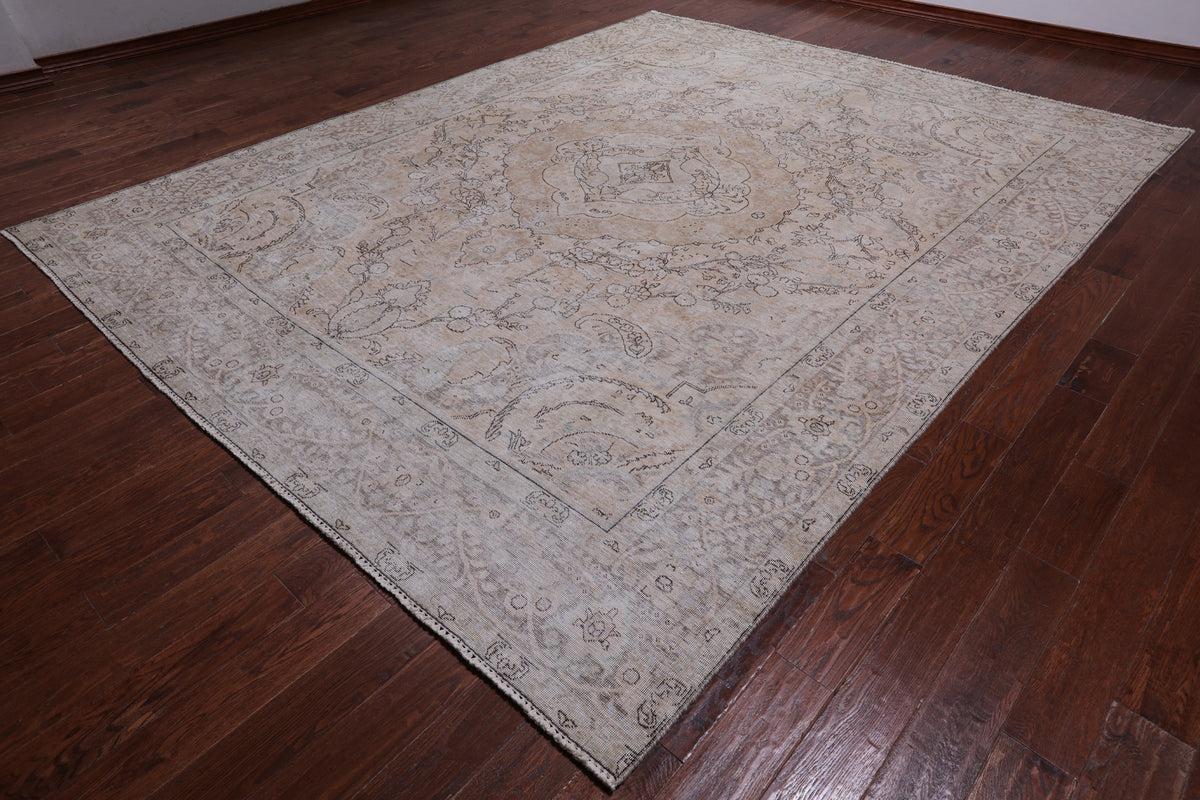 SUPER SALE Ivory Persian Vintage White Wash Hand Knotted Wool Rug - 9' 8" X 12' 3"